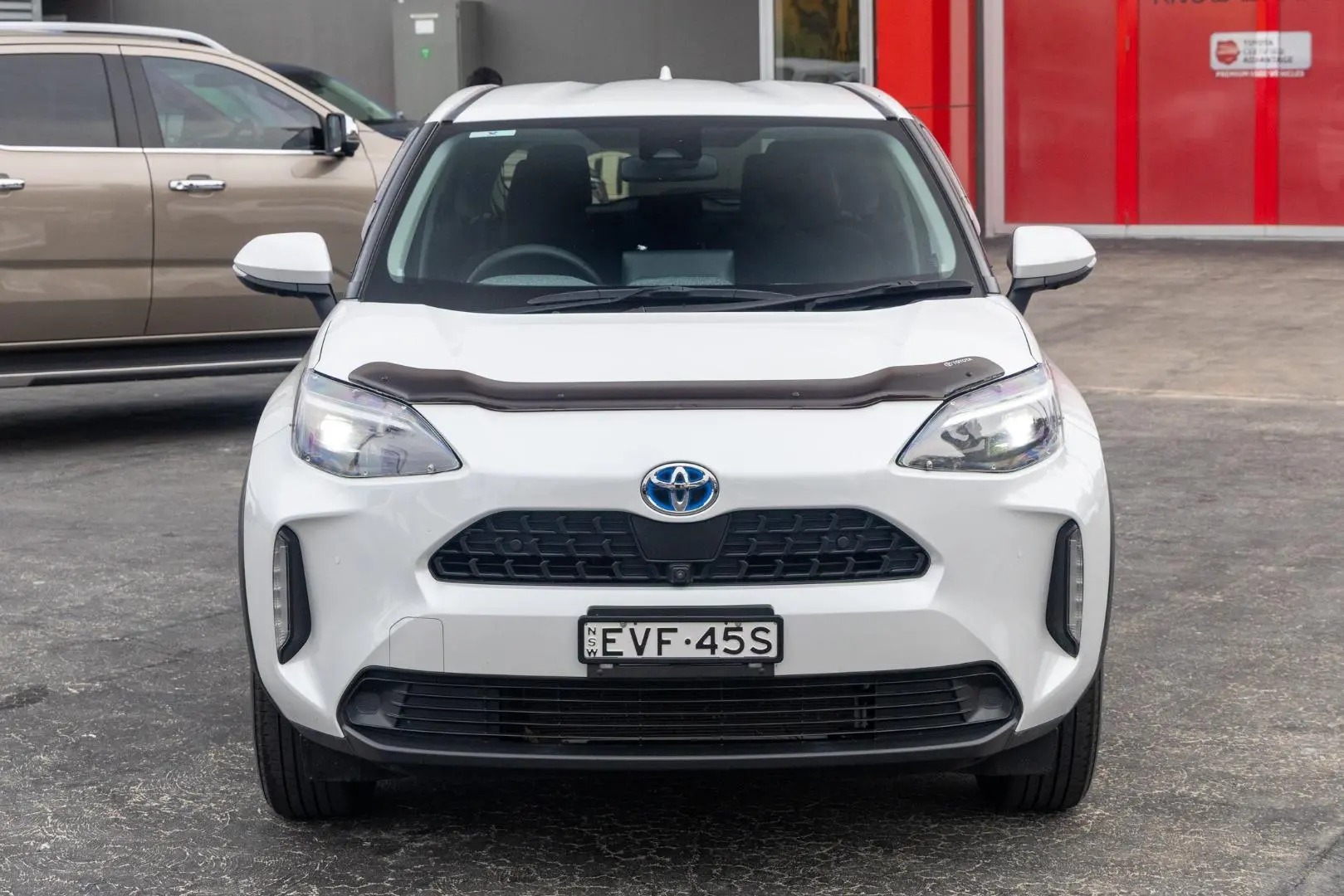 2022 Toyota Yaris Cross Gallery Image 4
