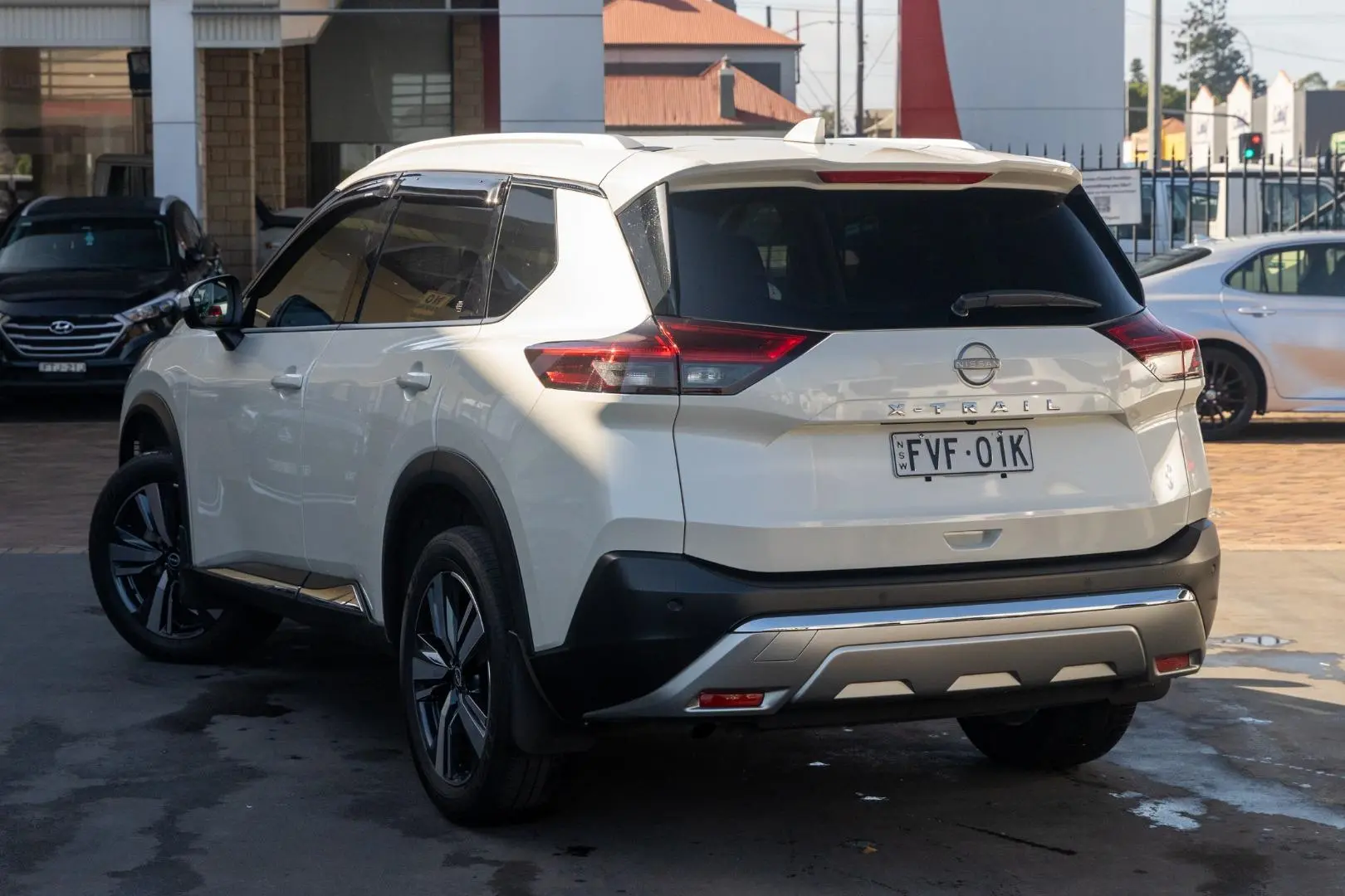 2023 Nissan X-TRAIL Gallery Image 2