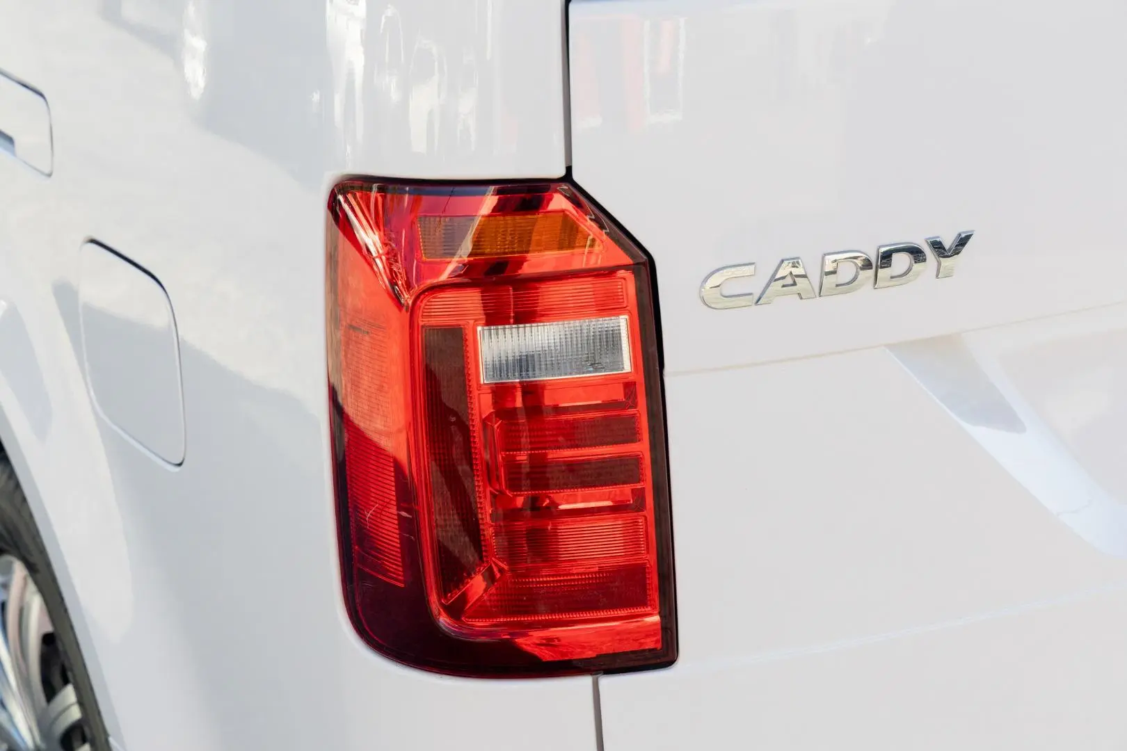 2017 Volkswagen Caddy Gallery Image 20