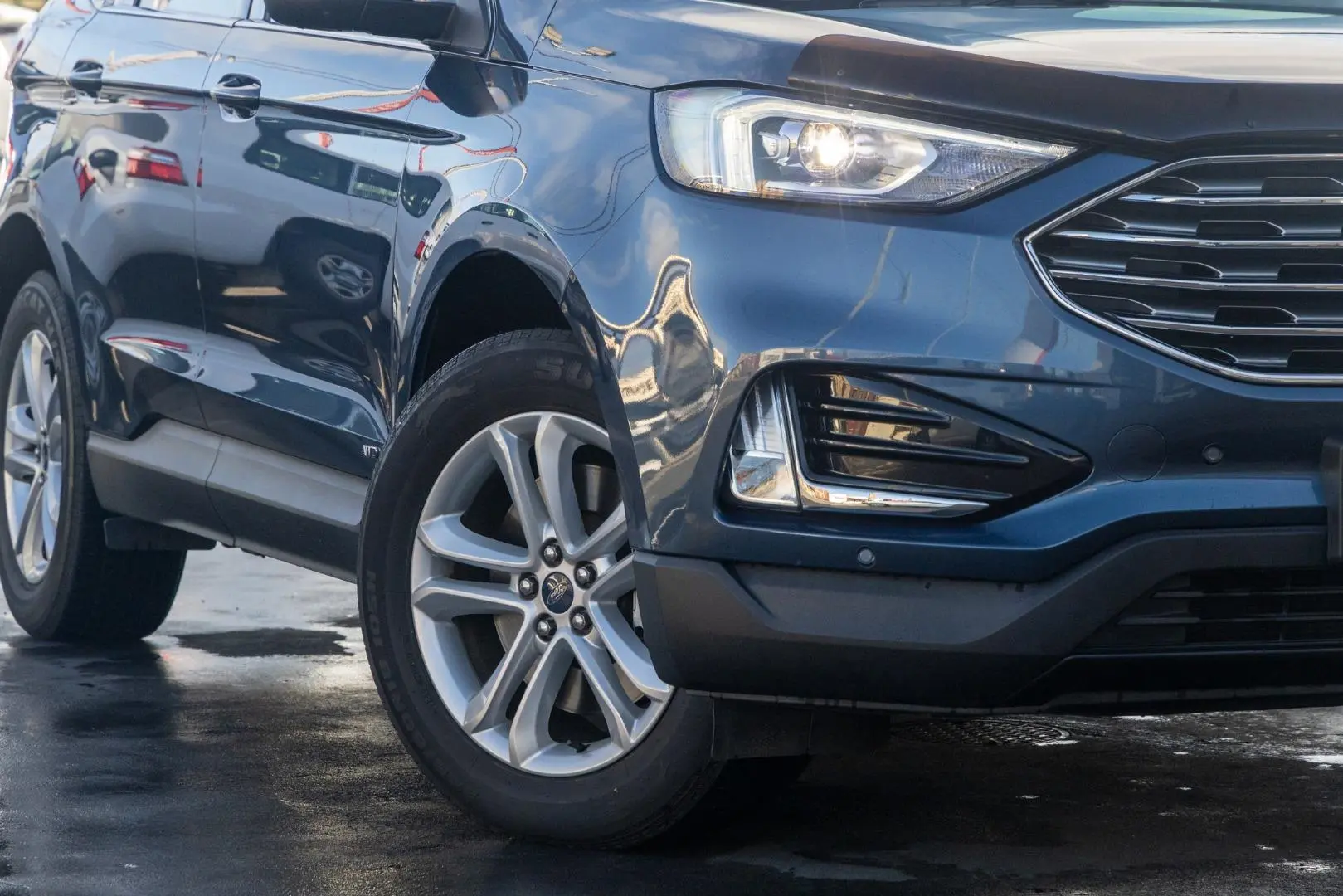 2018 Ford Endura Gallery Image 6