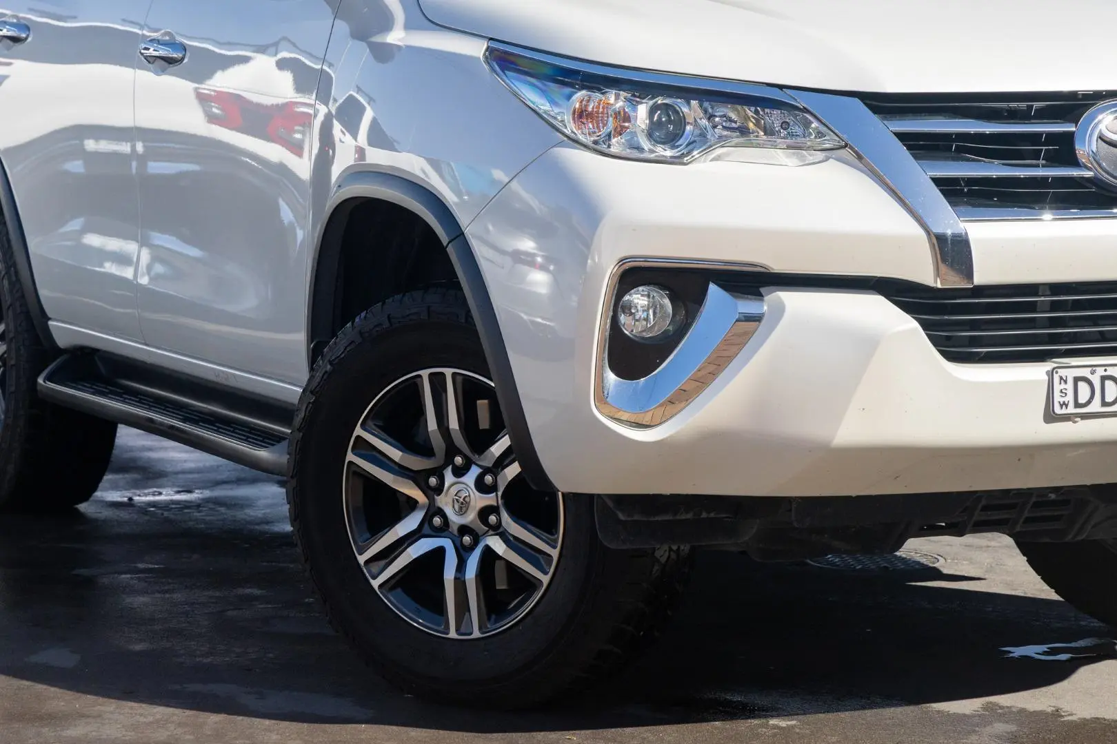 2019 Toyota Fortuner Gallery Image 6