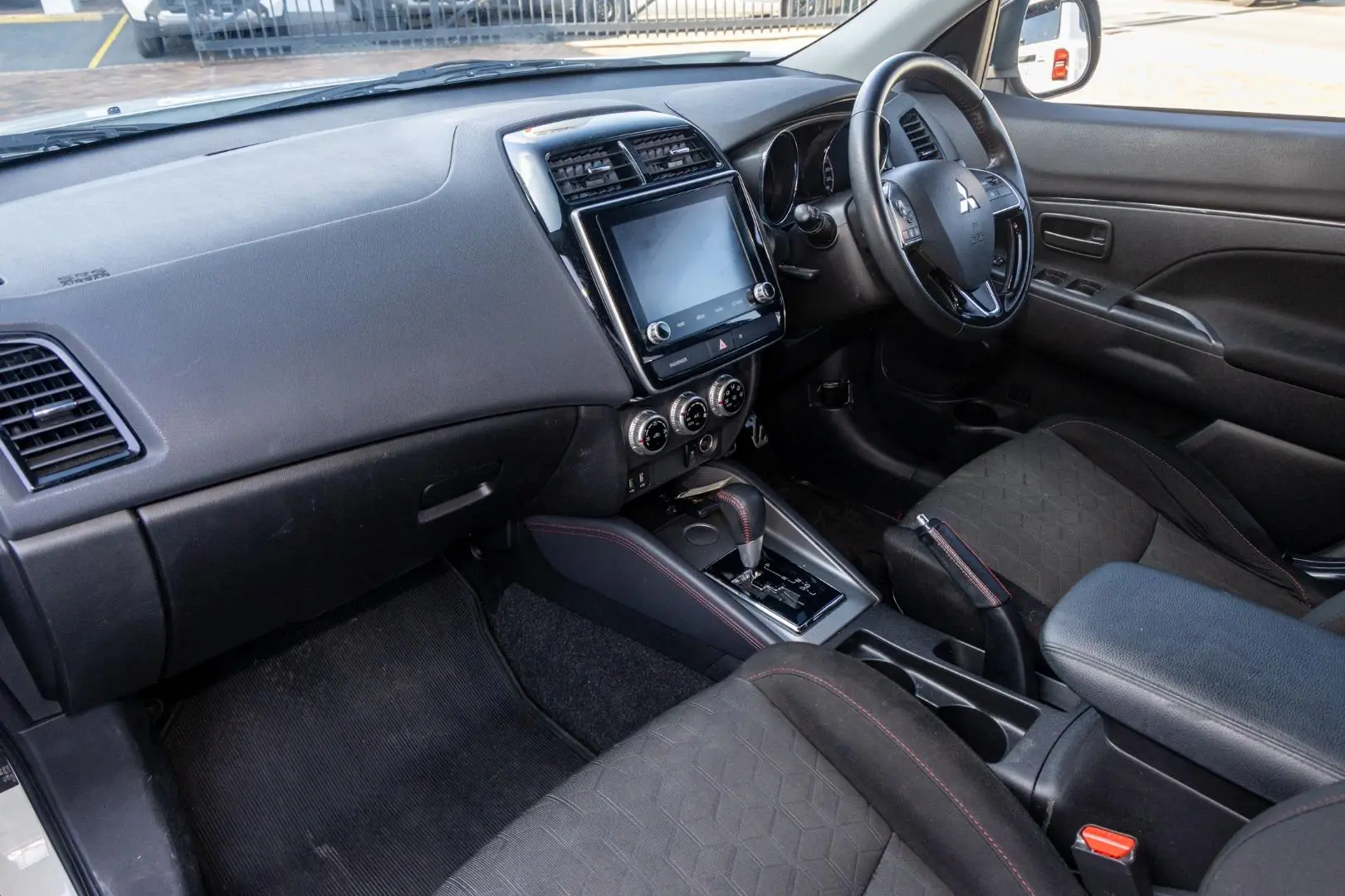 2020 Mitsubishi ASX Gallery Image 8