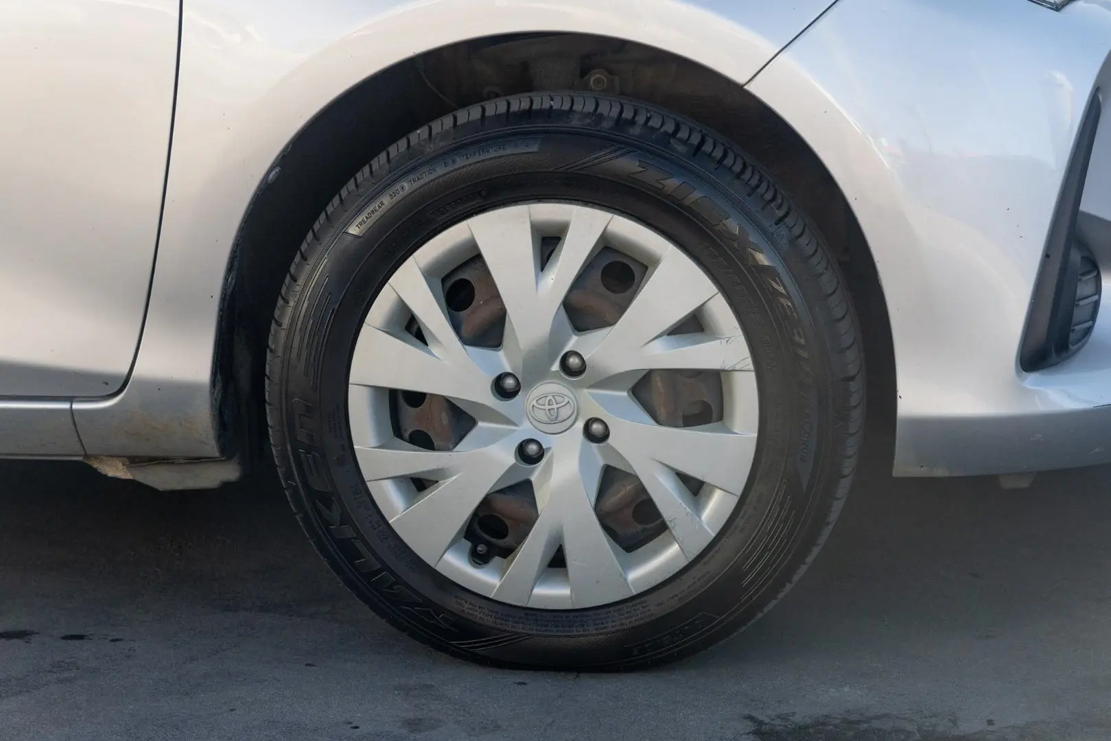 2017 Toyota Yaris Gallery Image 22