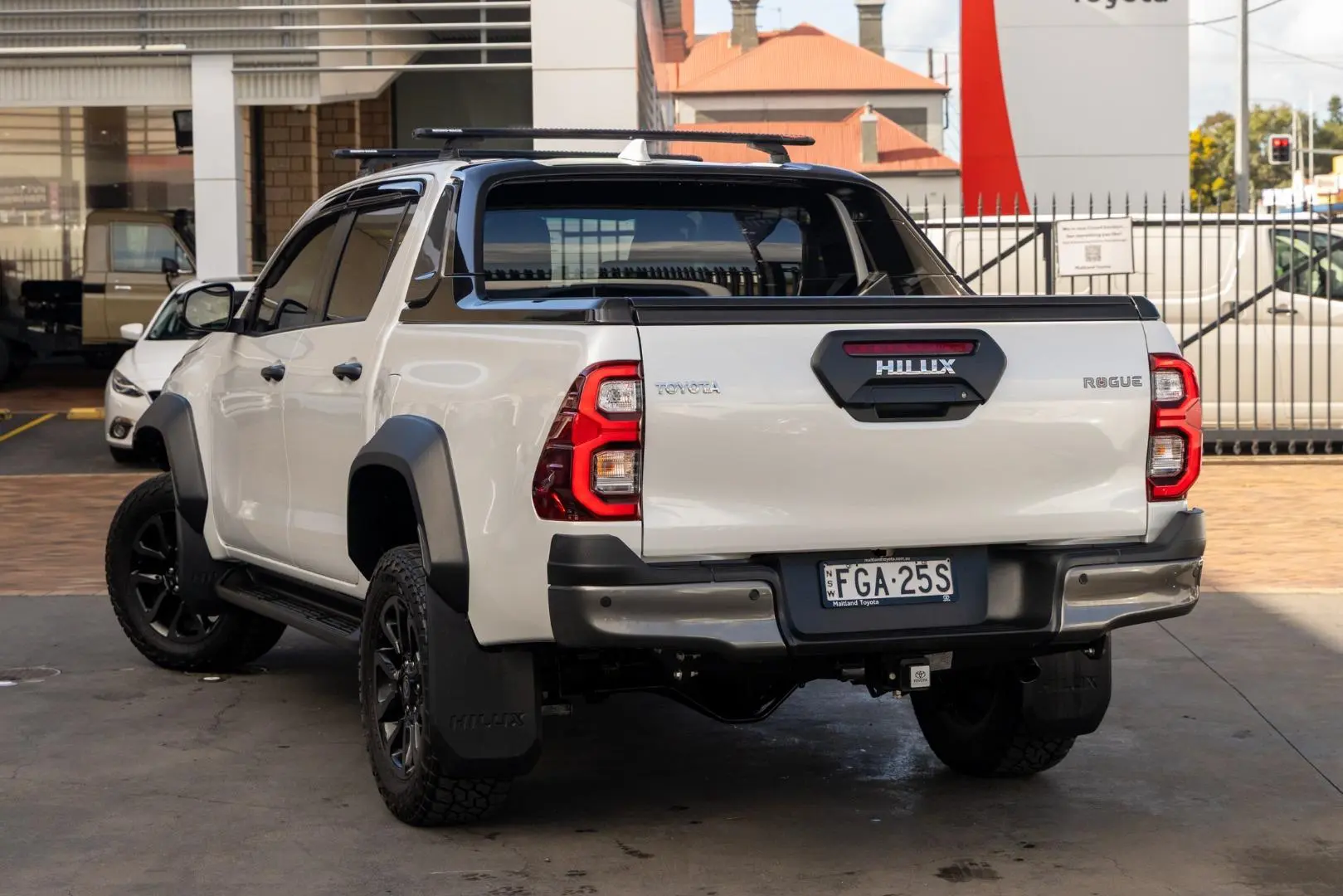 2024 Toyota Hilux Gallery Image 2