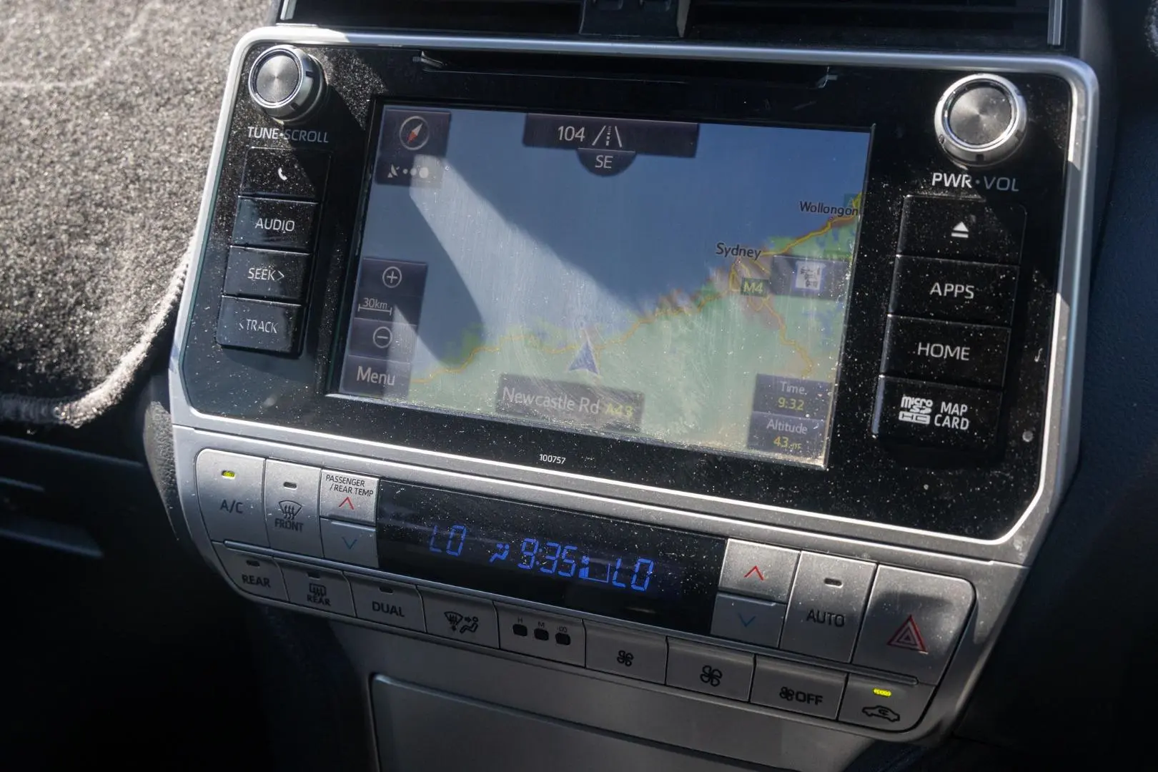 2019 Toyota Landcruiser Prado Gallery Image 14