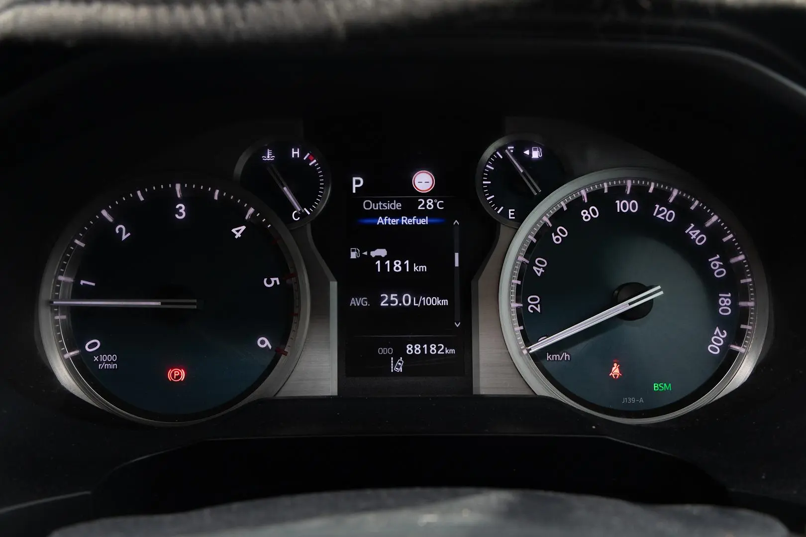 2022 Toyota Landcruiser Prado Gallery Image 14