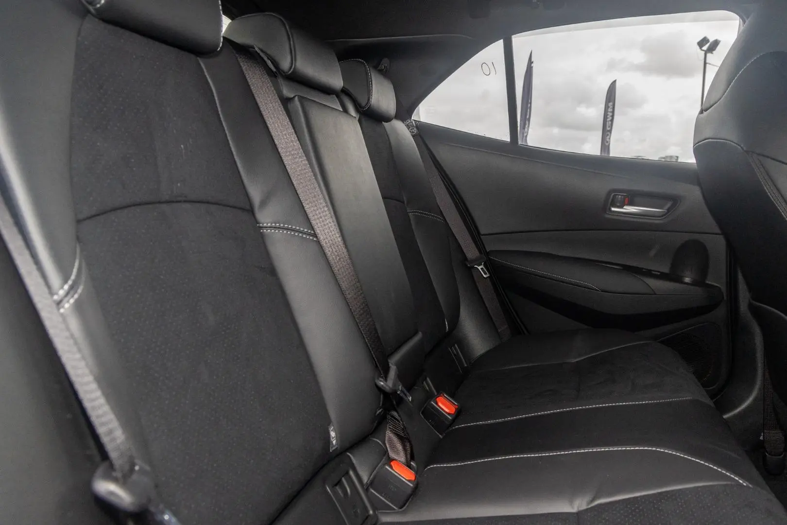 2025 Toyota Corolla Gallery Image 9