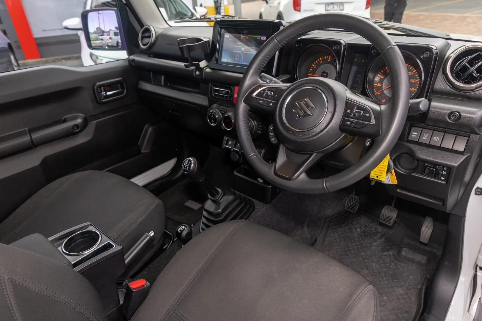 2023 Suzuki Jimny Gallery Image 7