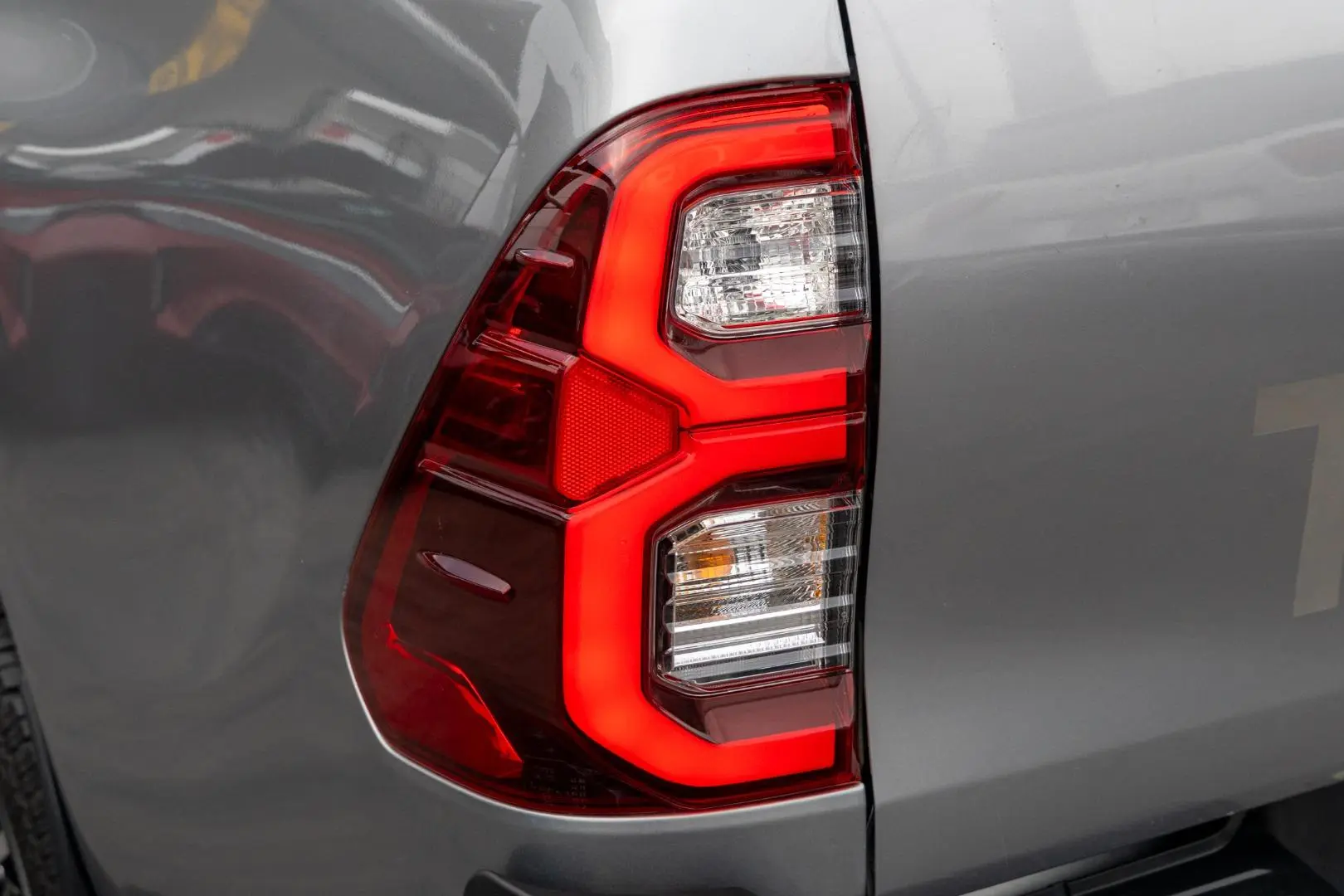 2023 Toyota Hilux Gallery Image 19