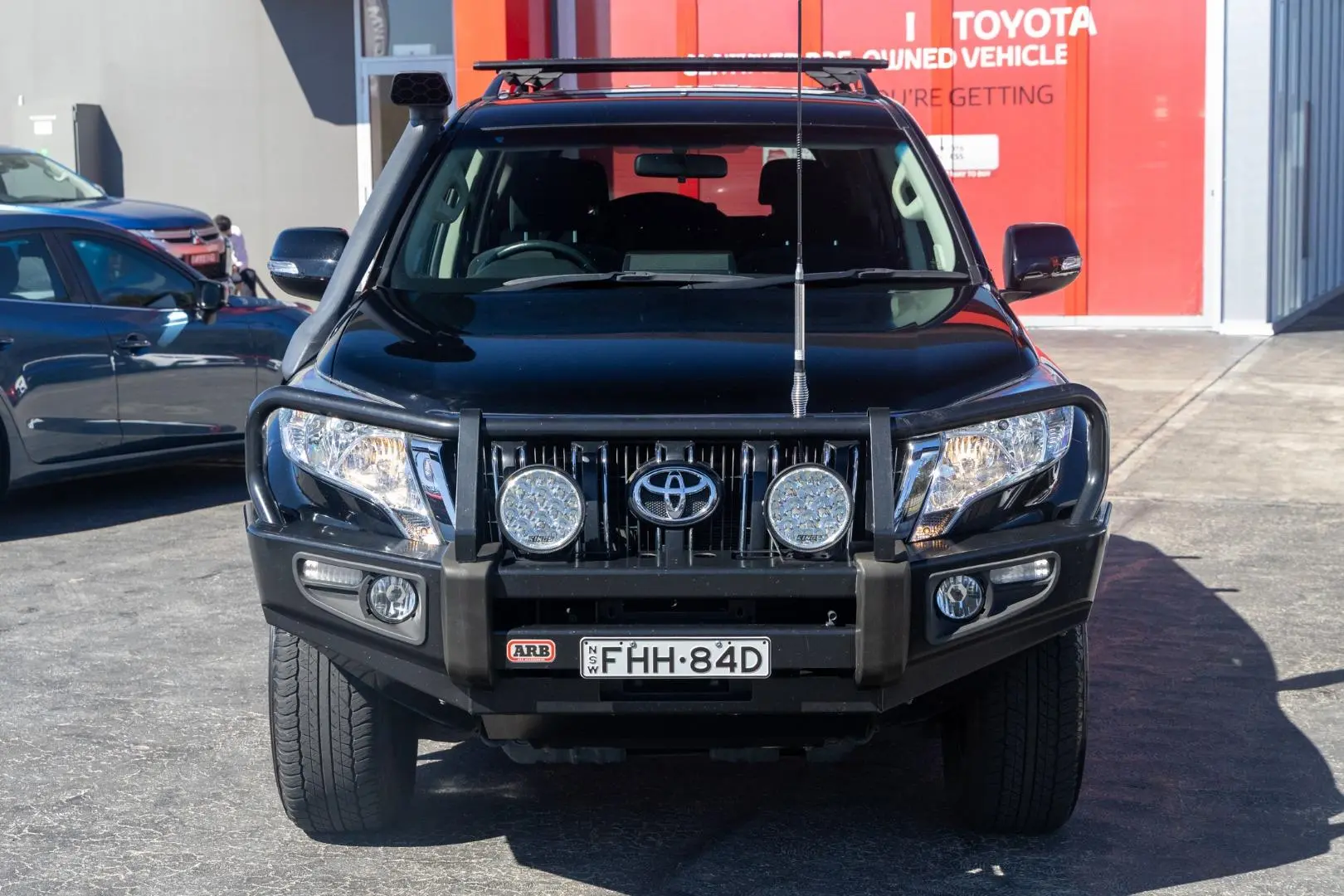 2017 Toyota Landcruiser Prado Gallery Image 4