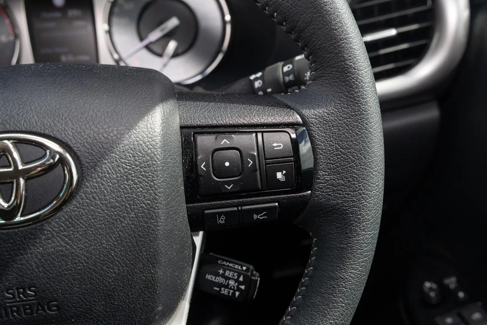 2023 Toyota Hilux Gallery Image 12