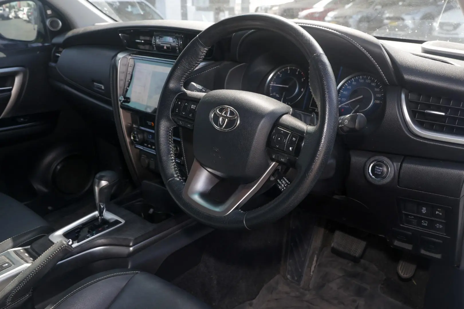 2022 Toyota Fortuner Gallery Image 7