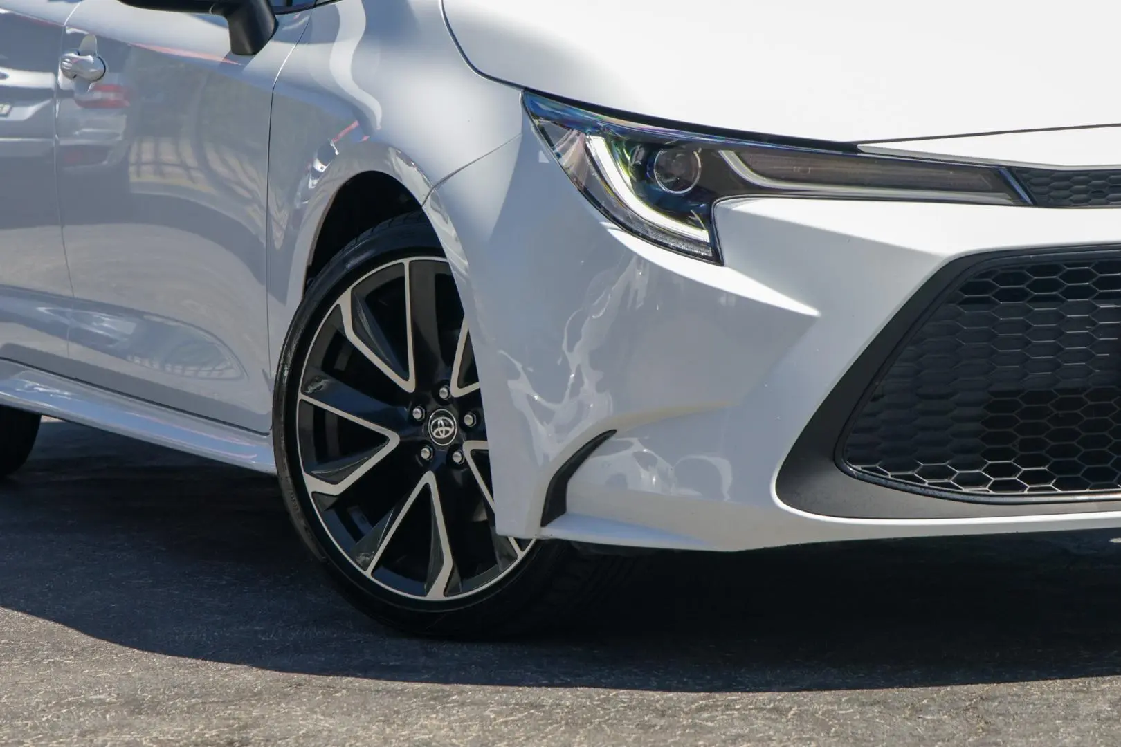 2020 Toyota Corolla Gallery Image 6