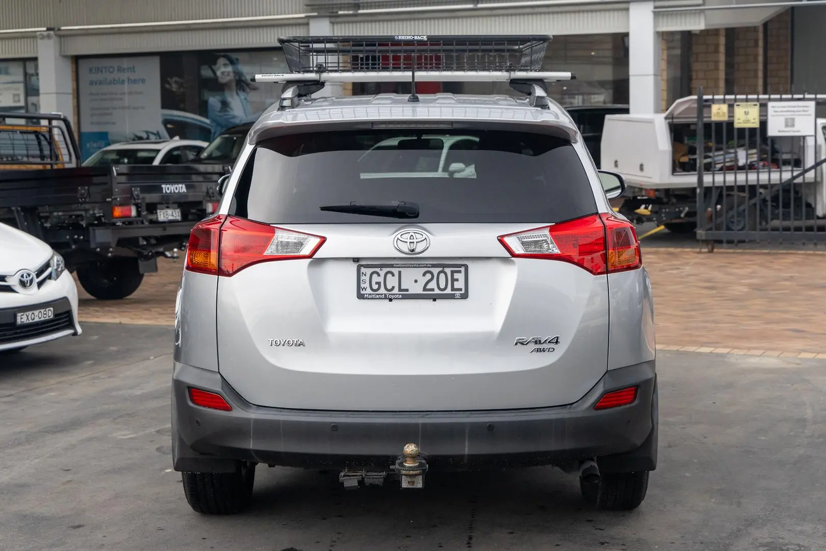 2013 Toyota RAV4 Gallery Image 5