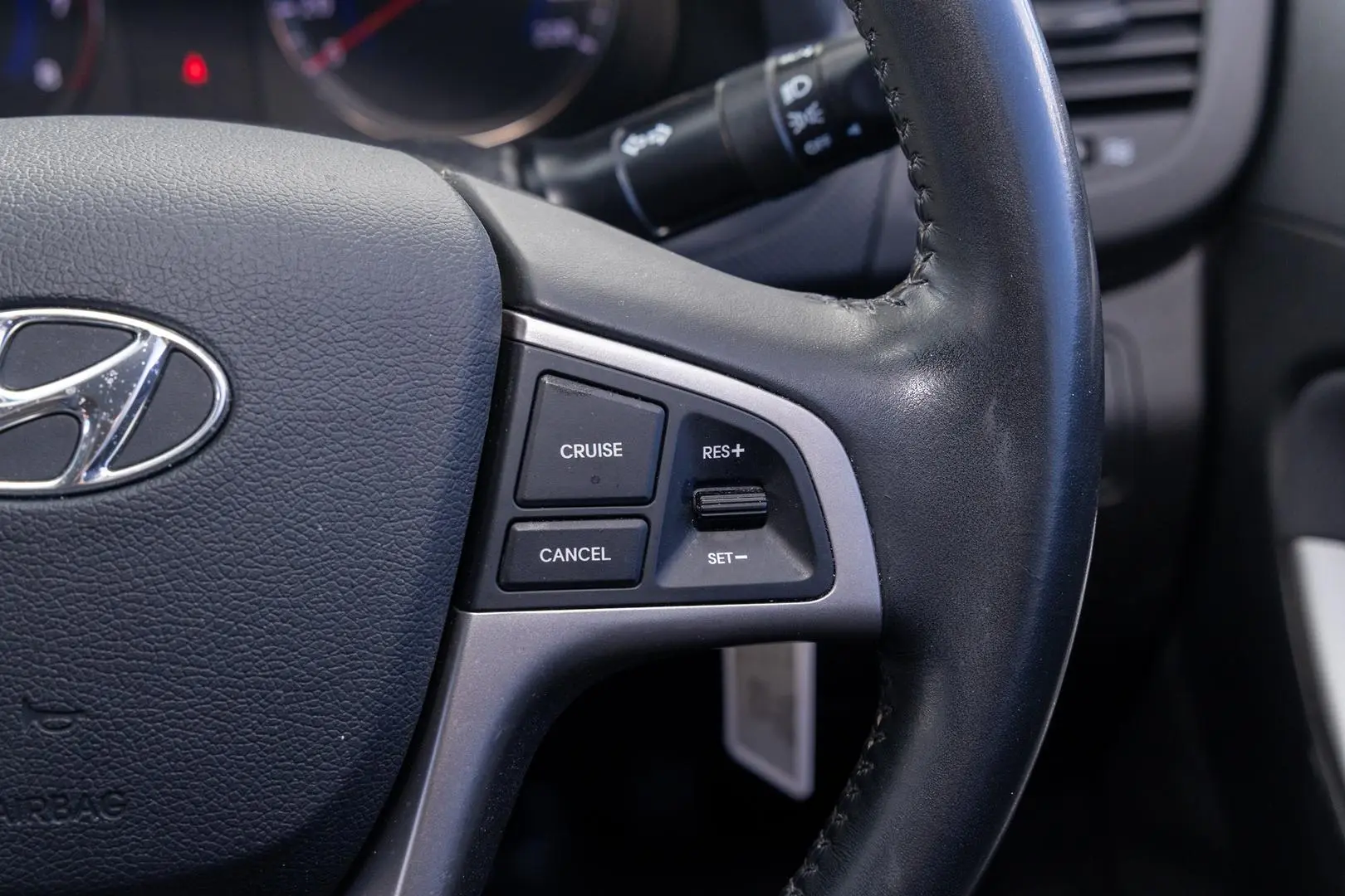 2018 Hyundai Accent Gallery Image 12