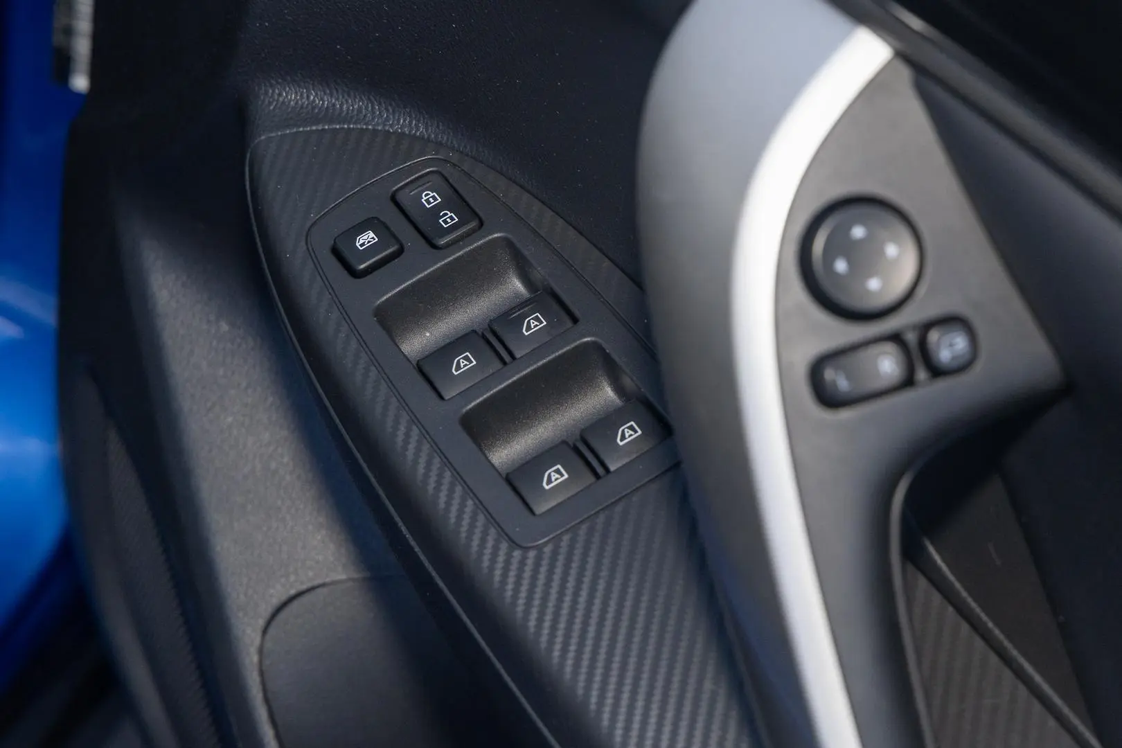 2022 Mitsubishi Eclipse Cross Gallery Image 18