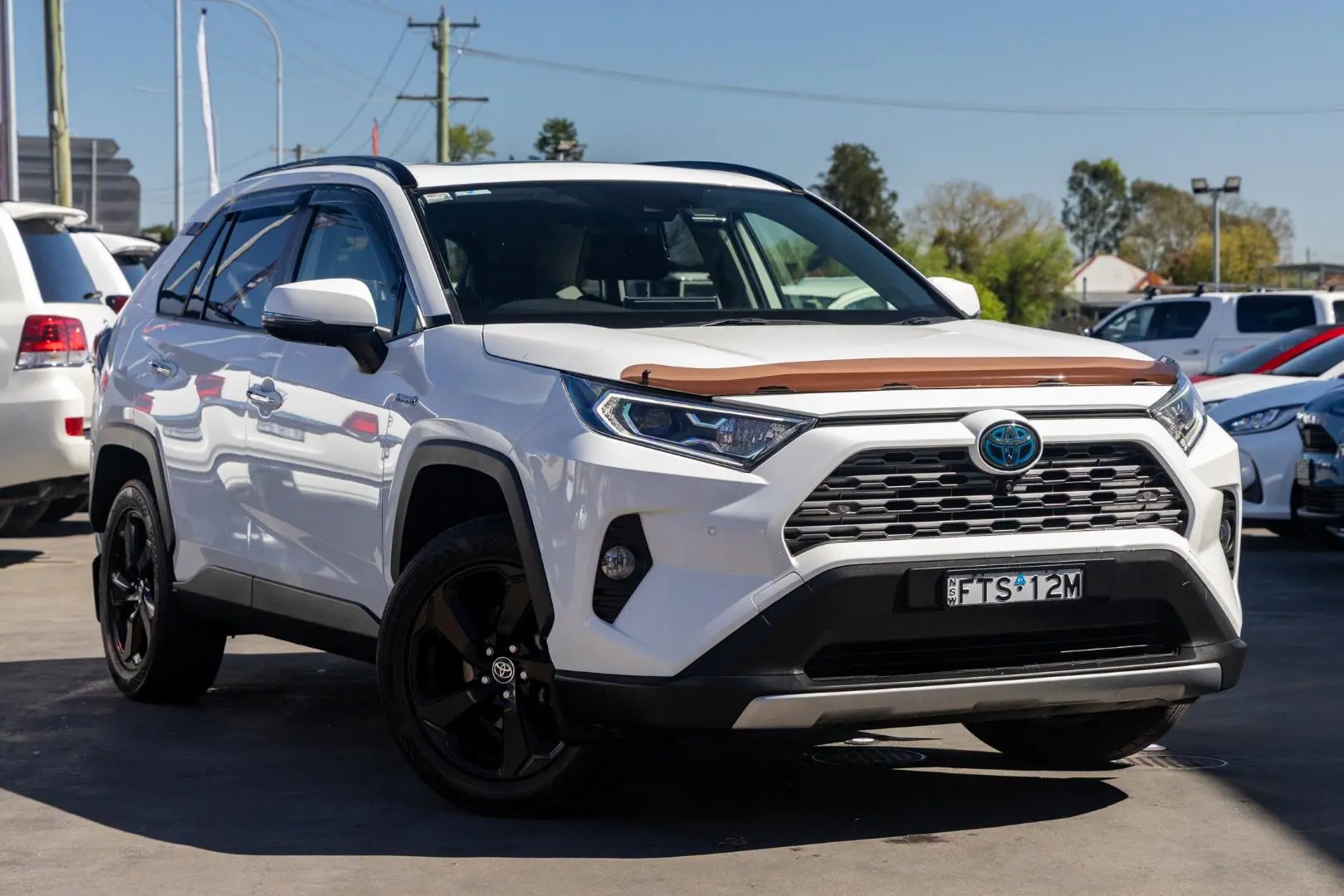 2021 Toyota RAV4 Gallery Image 1