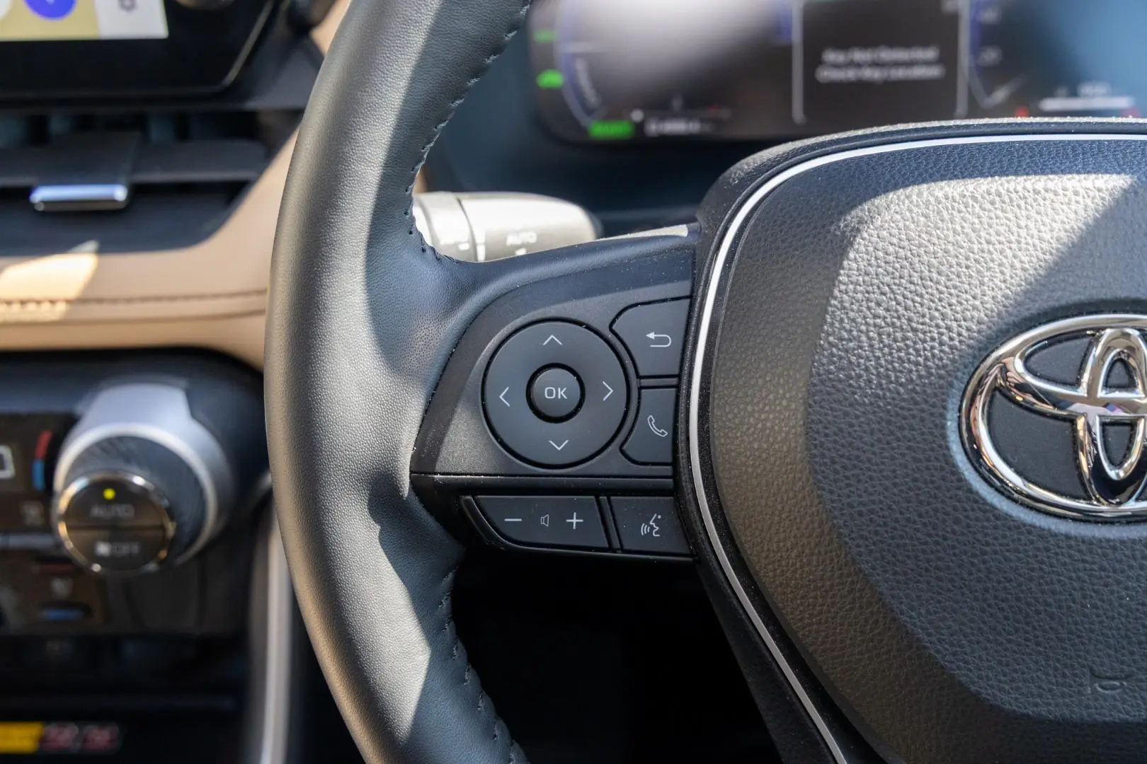 2023 Toyota RAV4 Gallery Image 11
