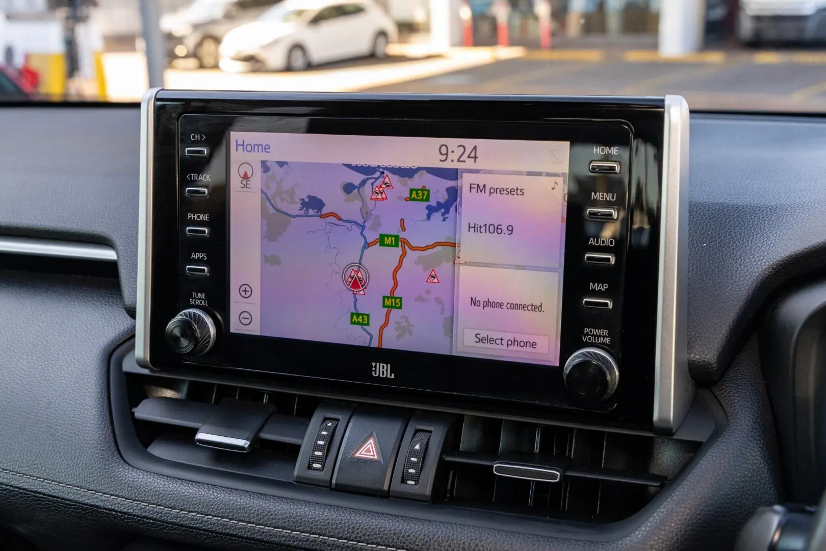 2020 Toyota RAV4 Gallery Image 14