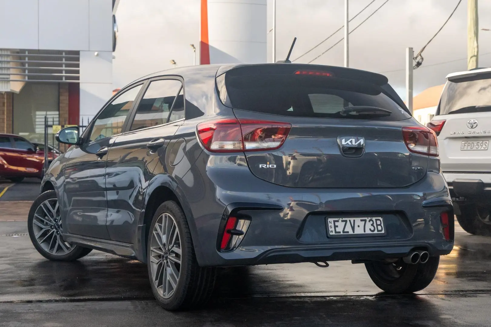 2023 Kia Rio Gallery Image 2