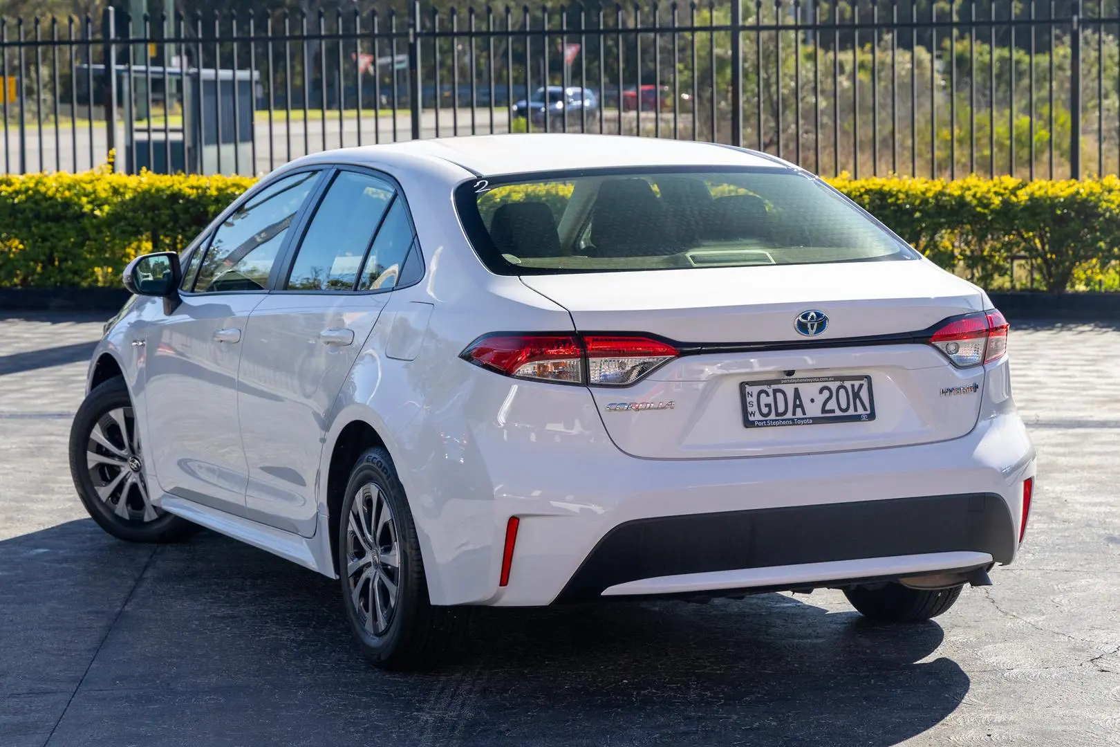 2021 Toyota Corolla Gallery Image 2