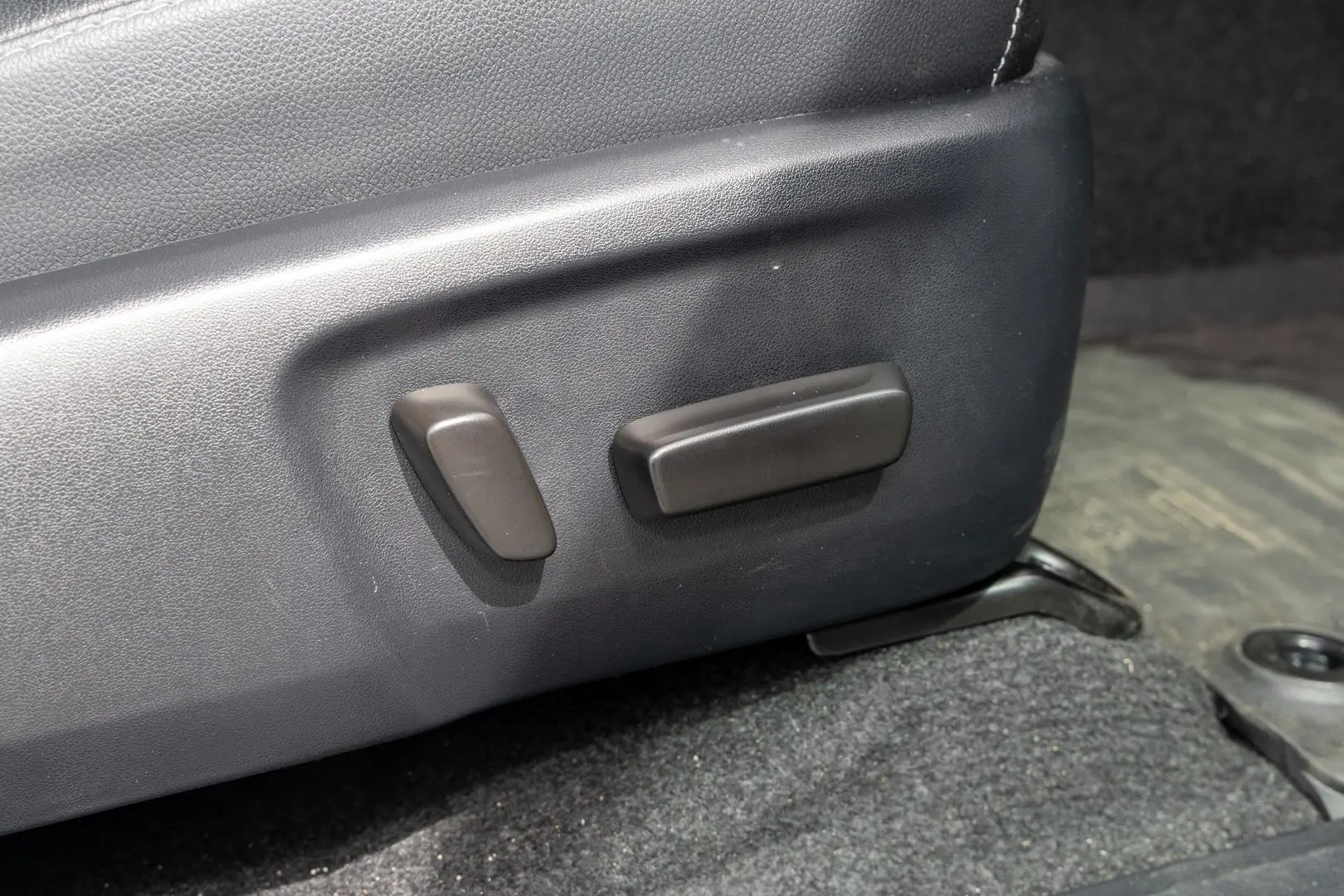 2023 Toyota Hilux Gallery Image 19