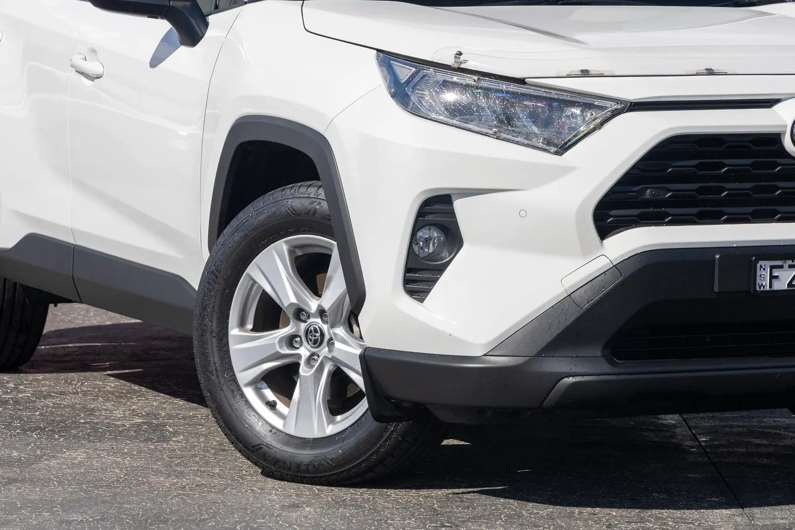 2021 Toyota RAV4 Gallery Image 6