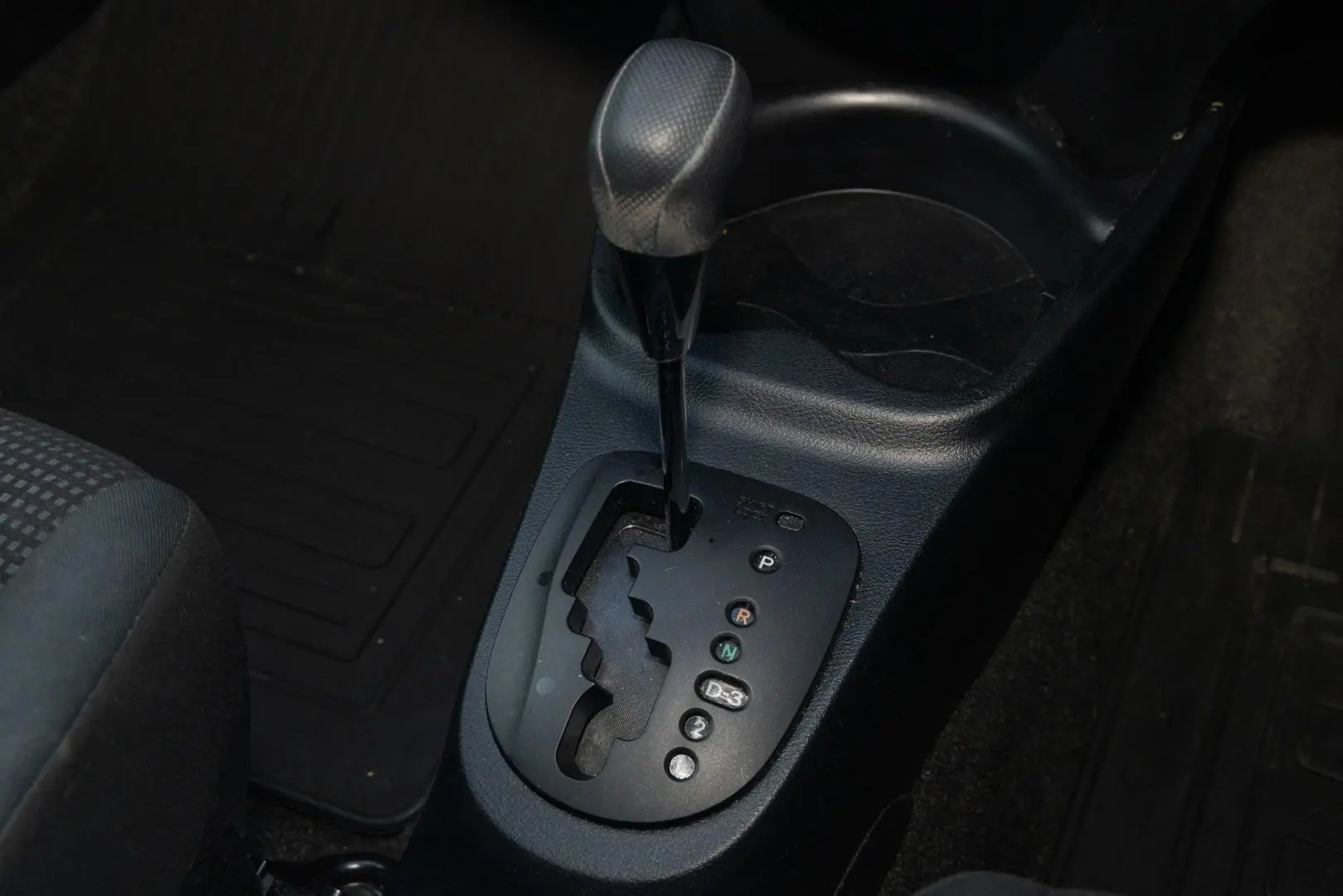2019 Toyota Yaris Gallery Image 17