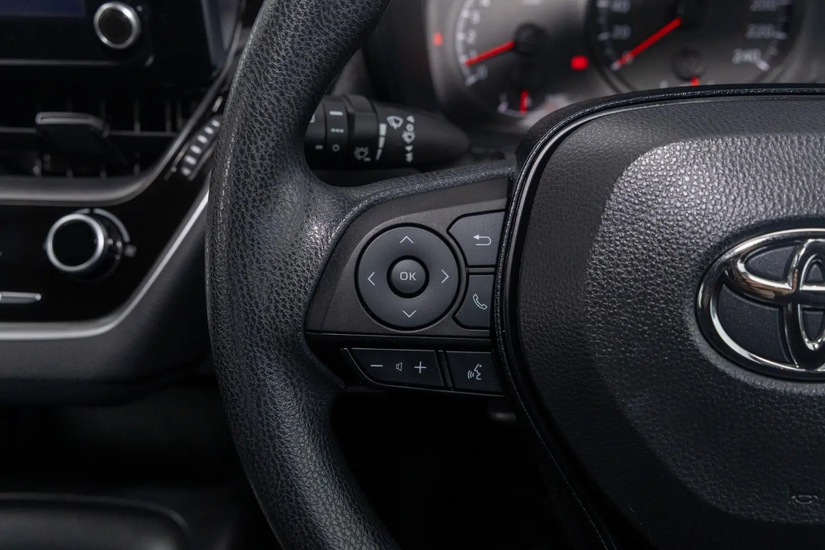2020 Toyota Corolla Gallery Image 11