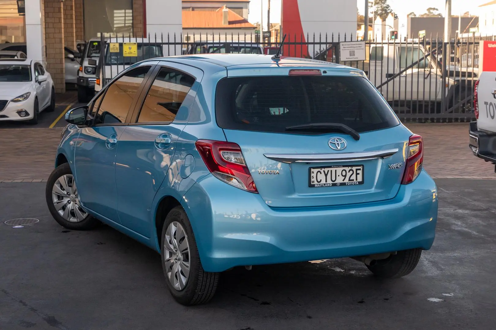 2015 Toyota Yaris Gallery Image 2