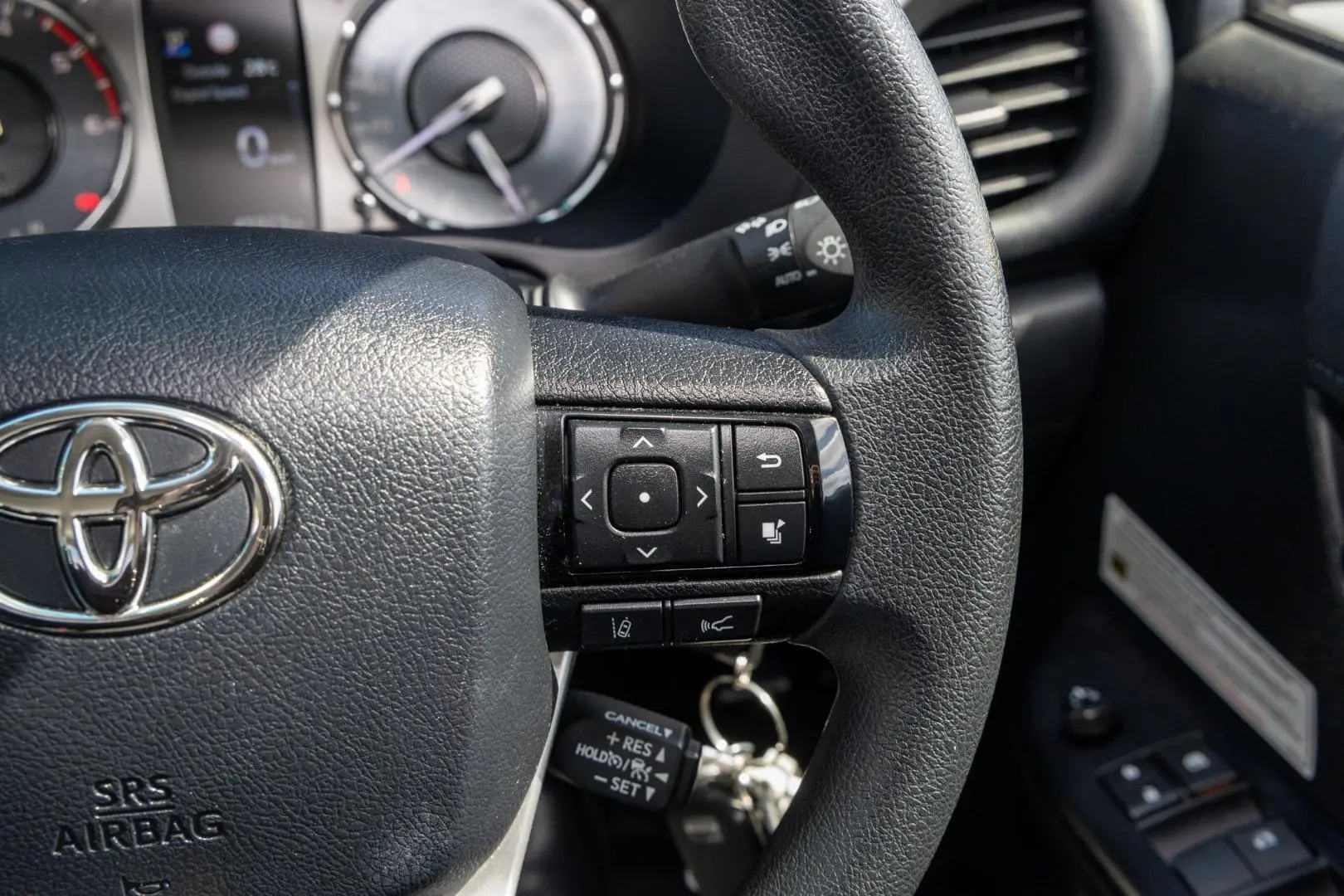 2020 Toyota Hilux Gallery Image 12