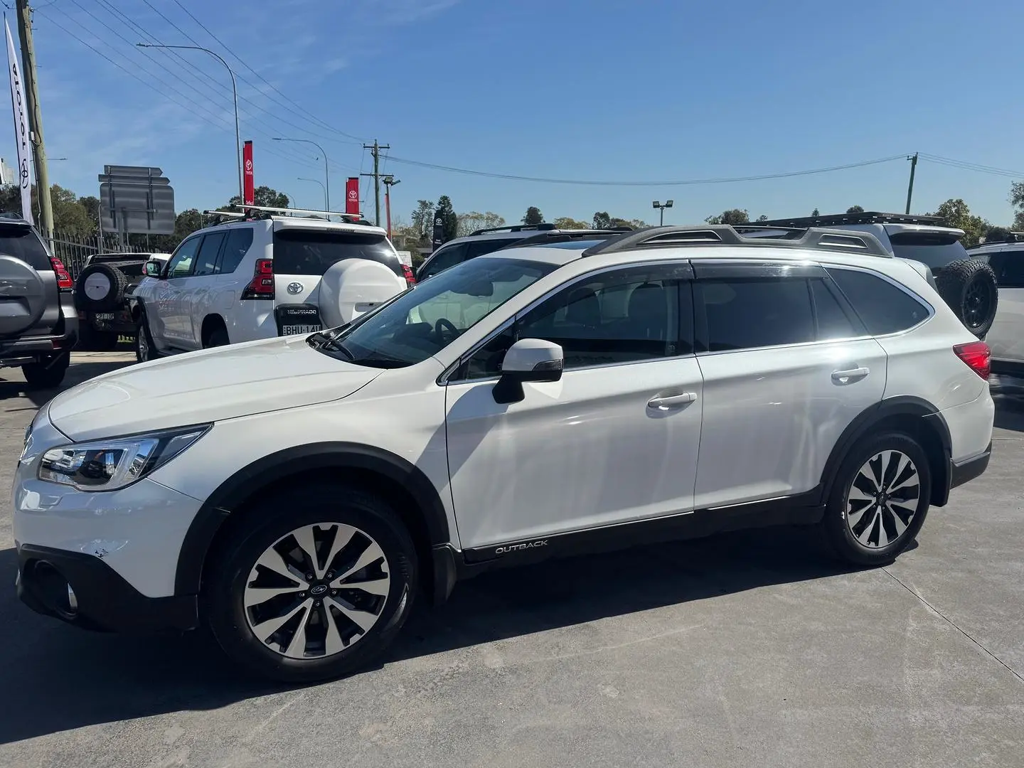 2017 Subaru Outback Gallery Image 6