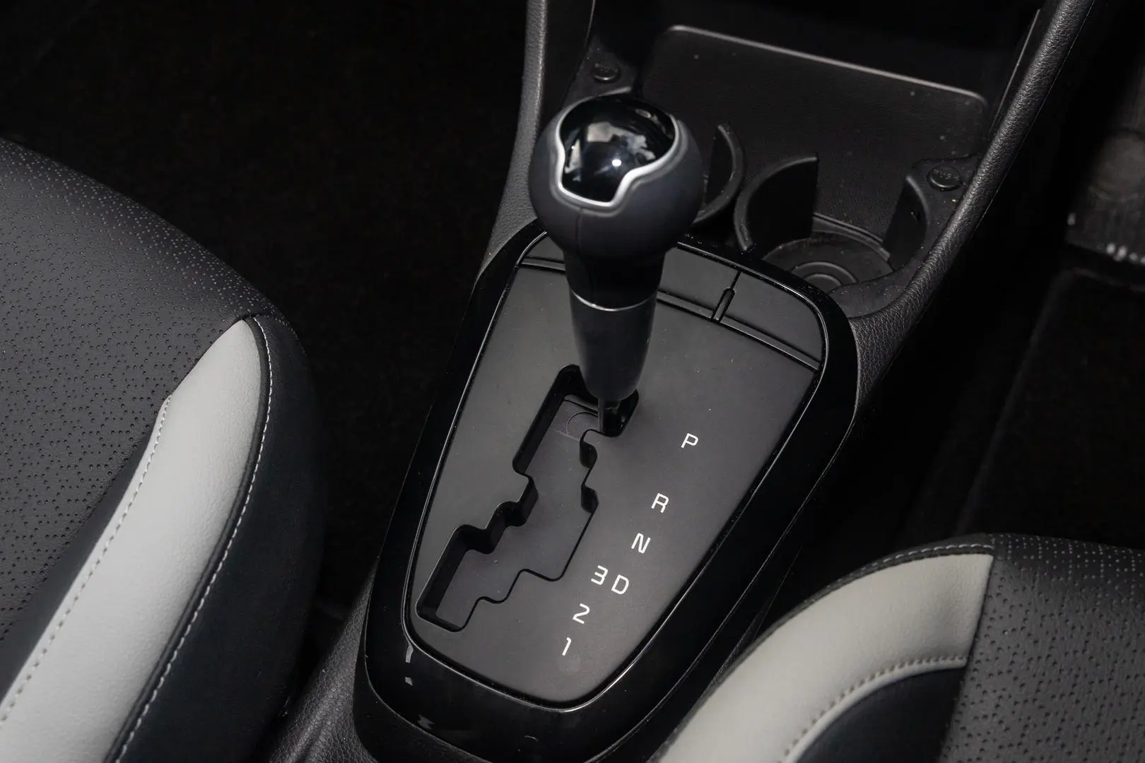 2024 Kia Picanto Gallery Image 17