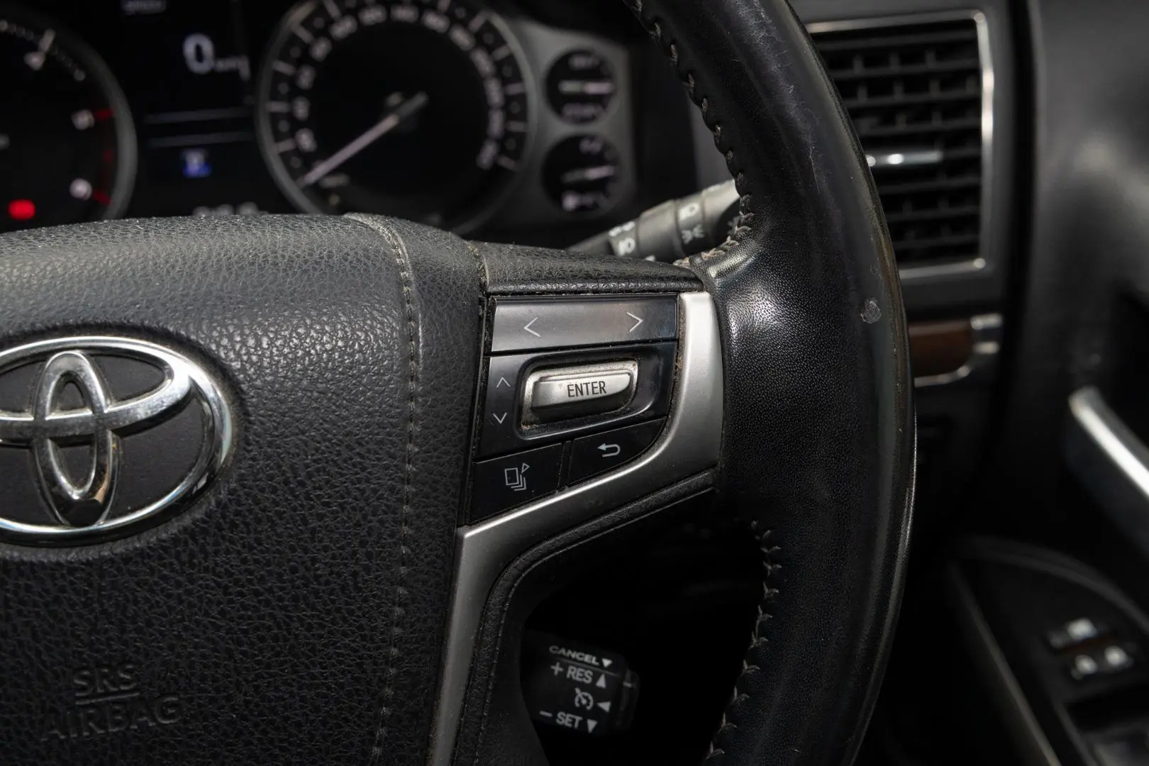 2019 Toyota Landcruiser Gallery Image 12