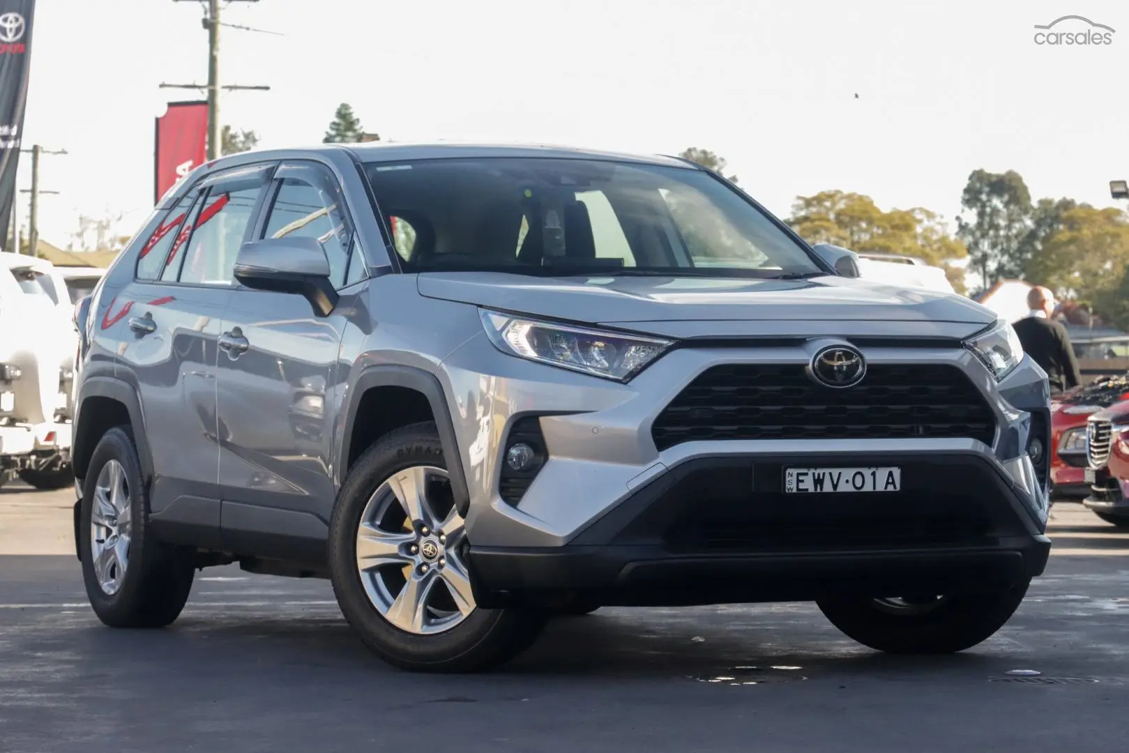 2019 Toyota RAV4 Image 1