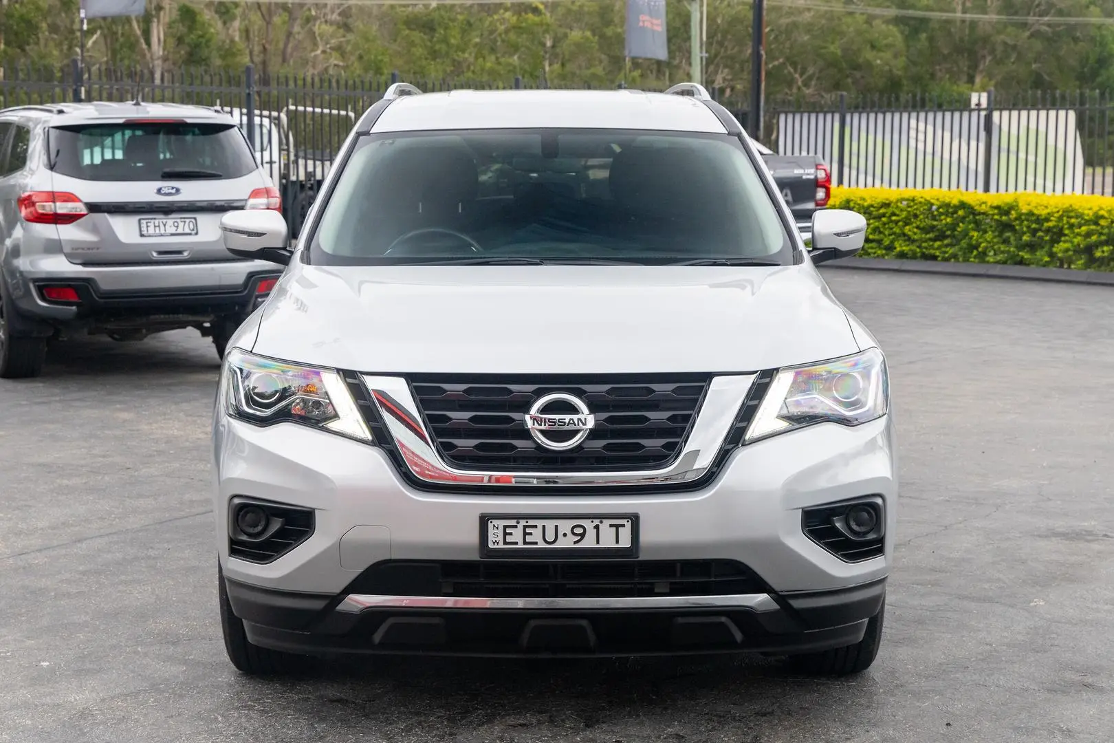 2019 Nissan Pathfinder Gallery Image 4