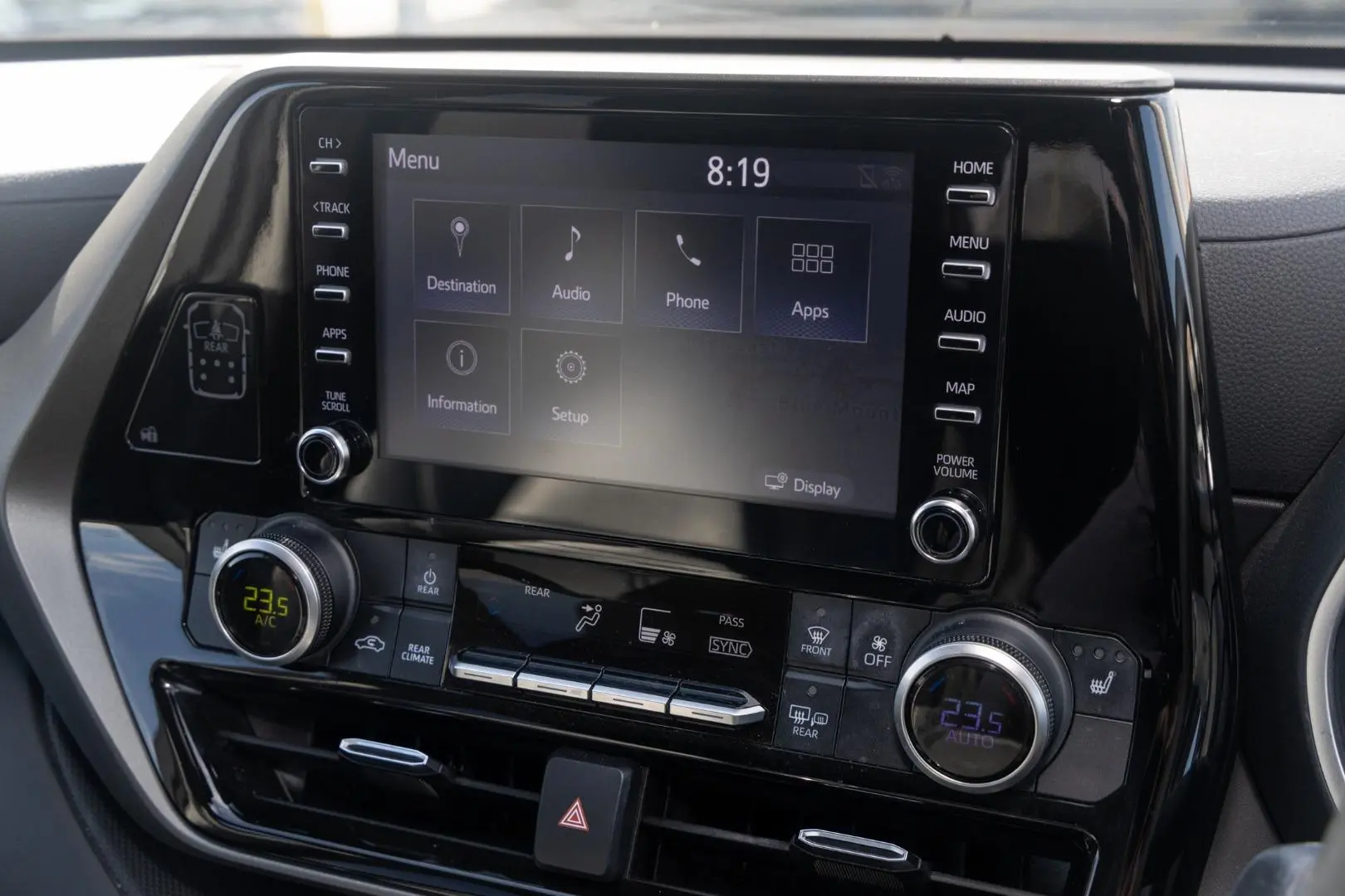 2021 Toyota Kluger Gallery Image 16