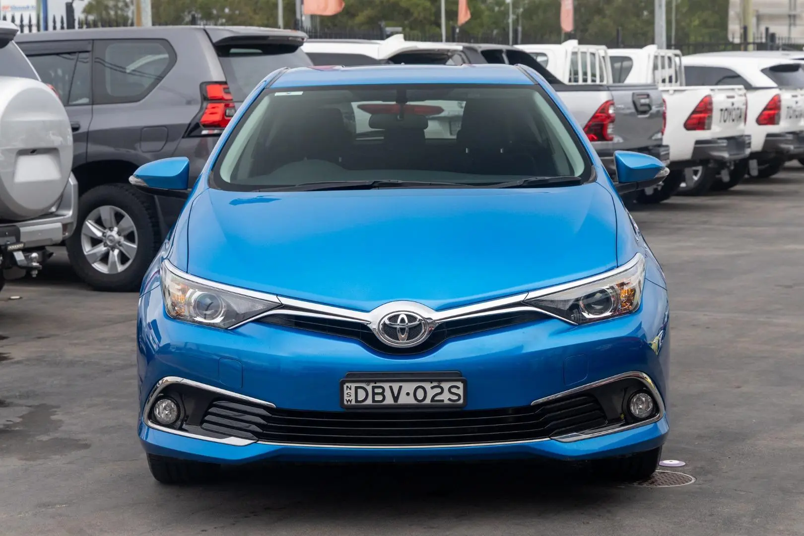 2016 Toyota Corolla Gallery Image 4