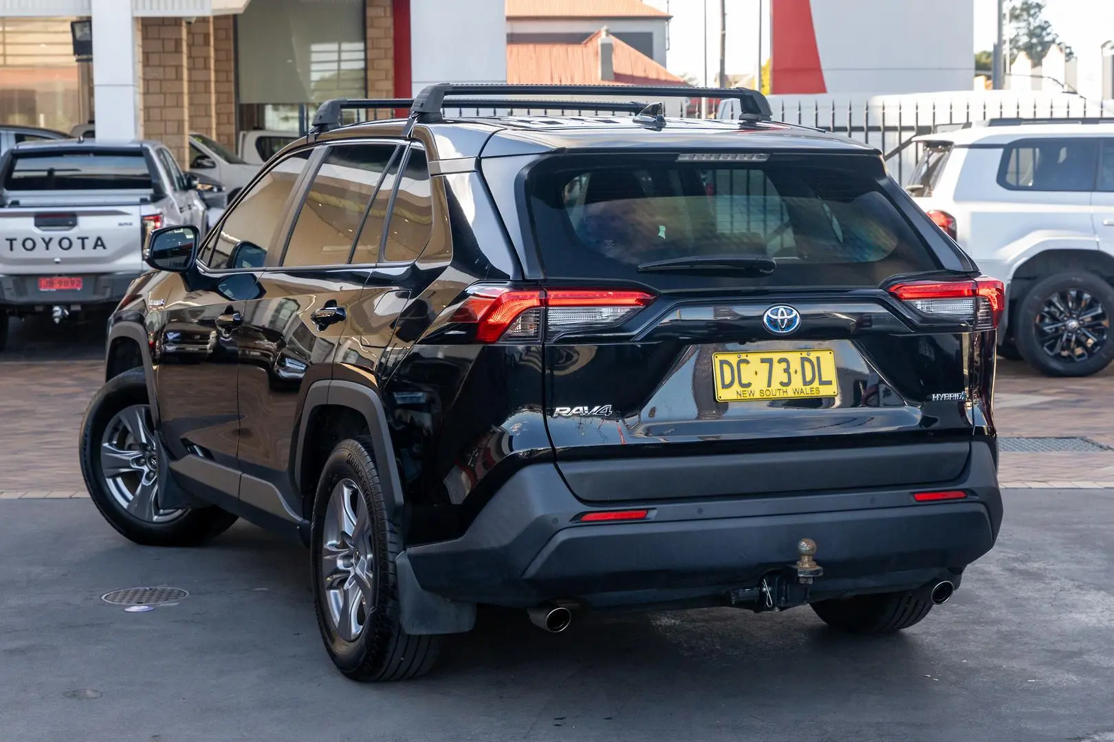 2022 Toyota RAV4 Gallery Image 2