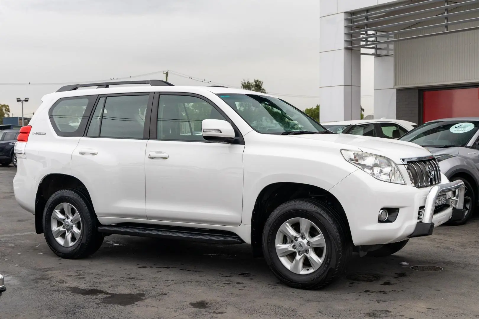 2011 Toyota Landcruiser Prado Gallery Image 3