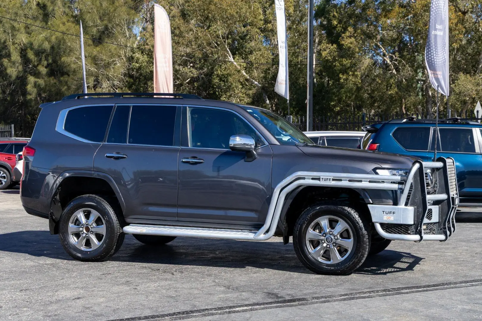 2022 Toyota Landcruiser Gallery Image 3