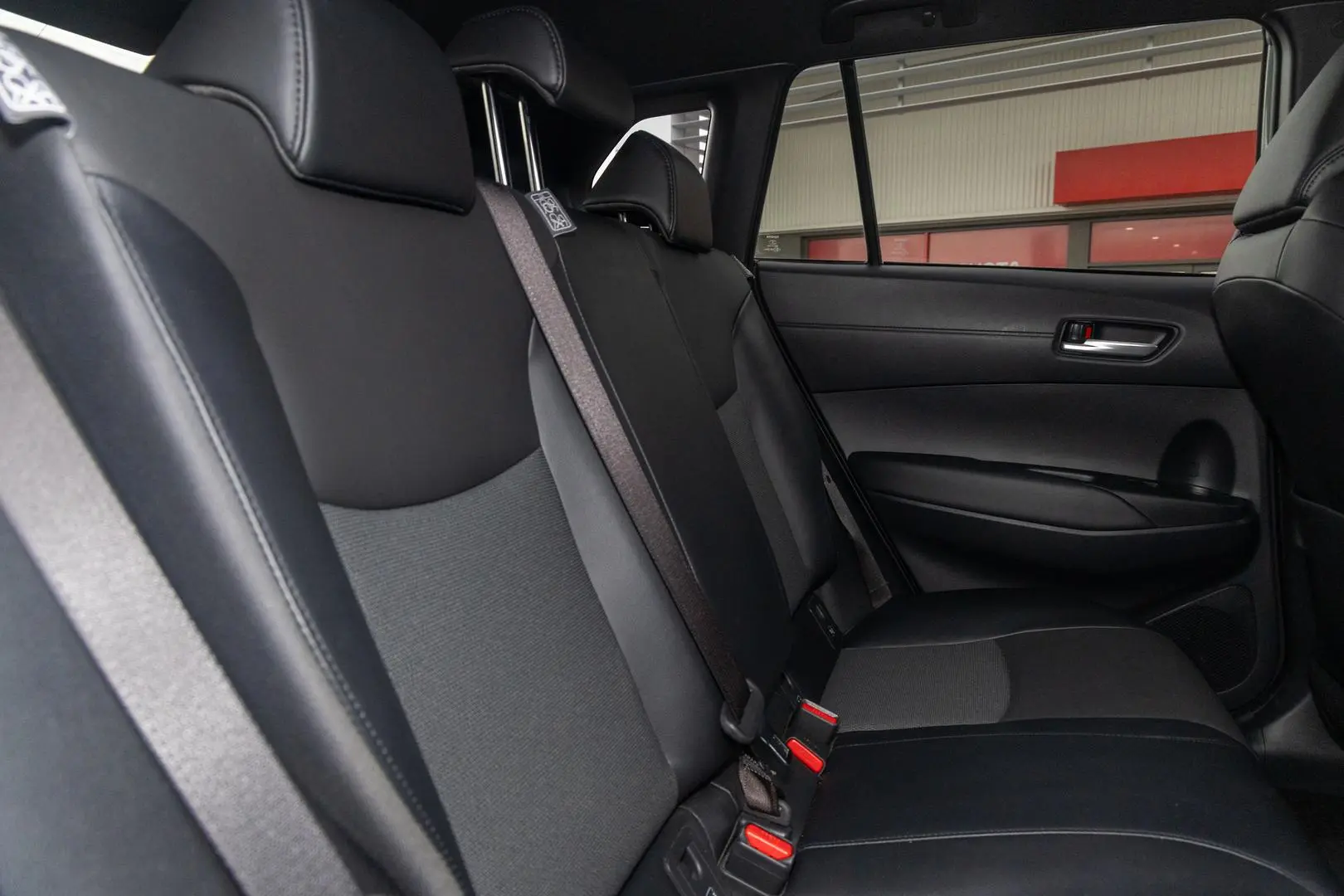 2024 Toyota Corolla Cross Gallery Image 9