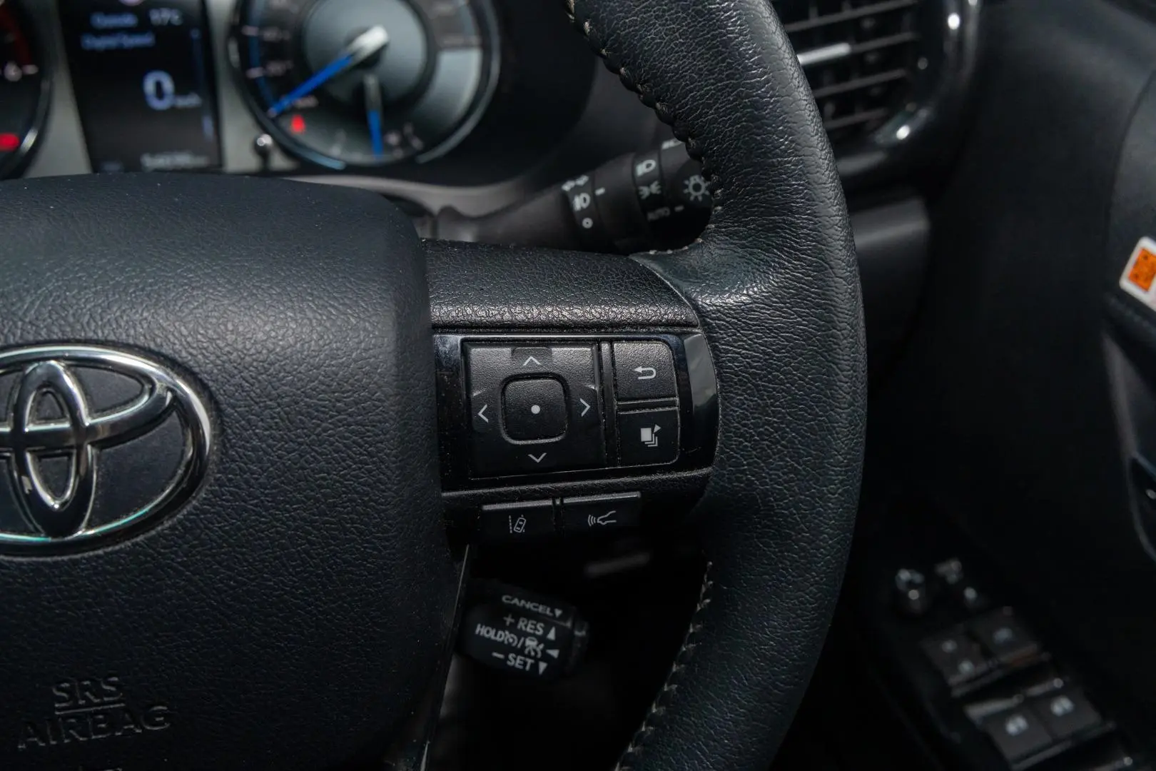 2022 Toyota Hilux Gallery Image 8