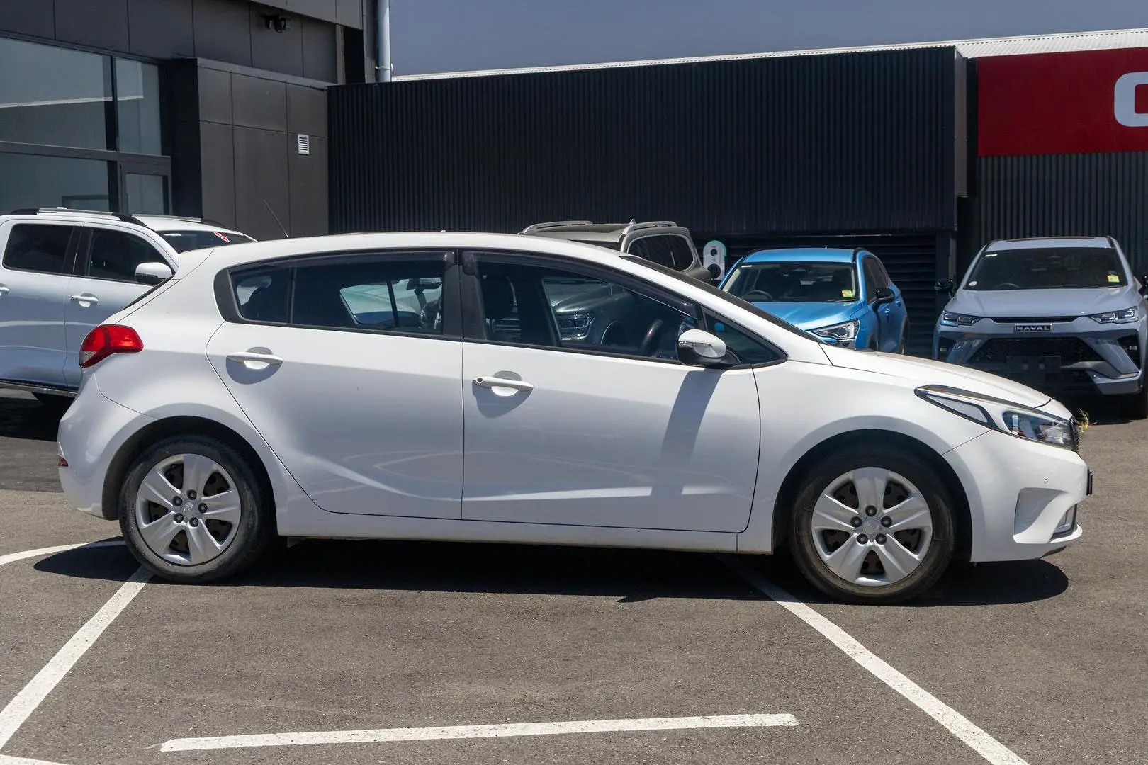 2017 Kia Cerato Gallery Image 3