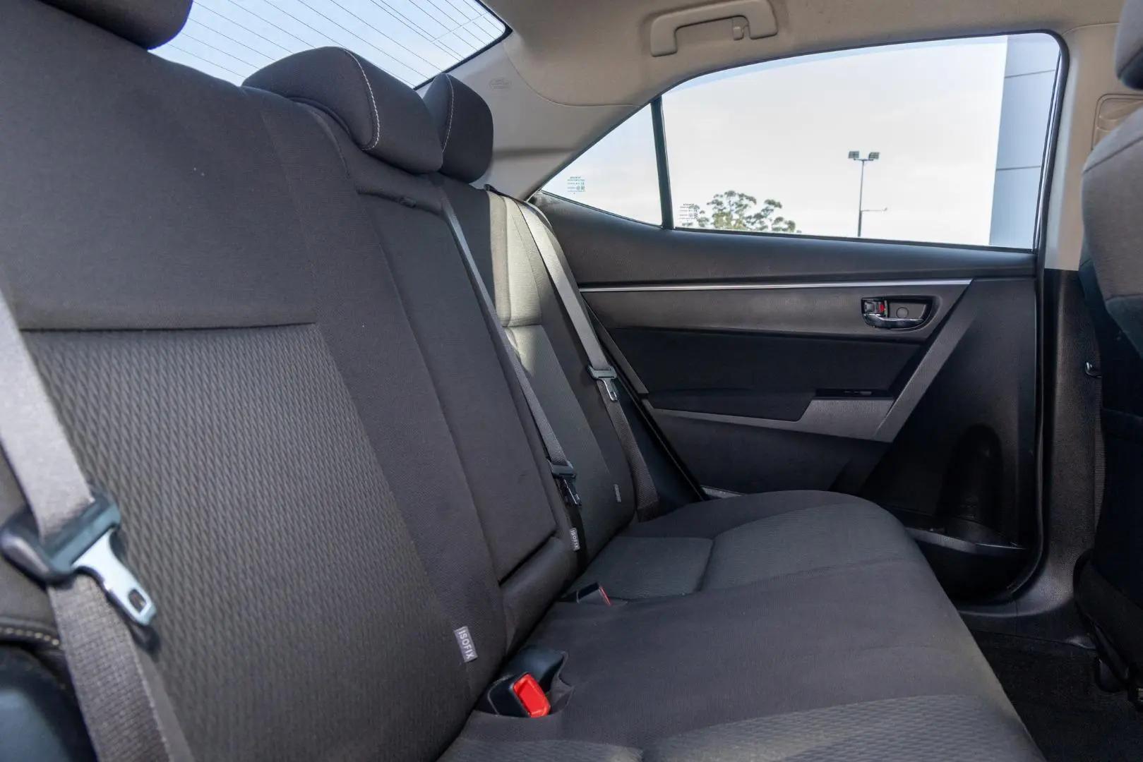 2018 Toyota Corolla Gallery Image 9