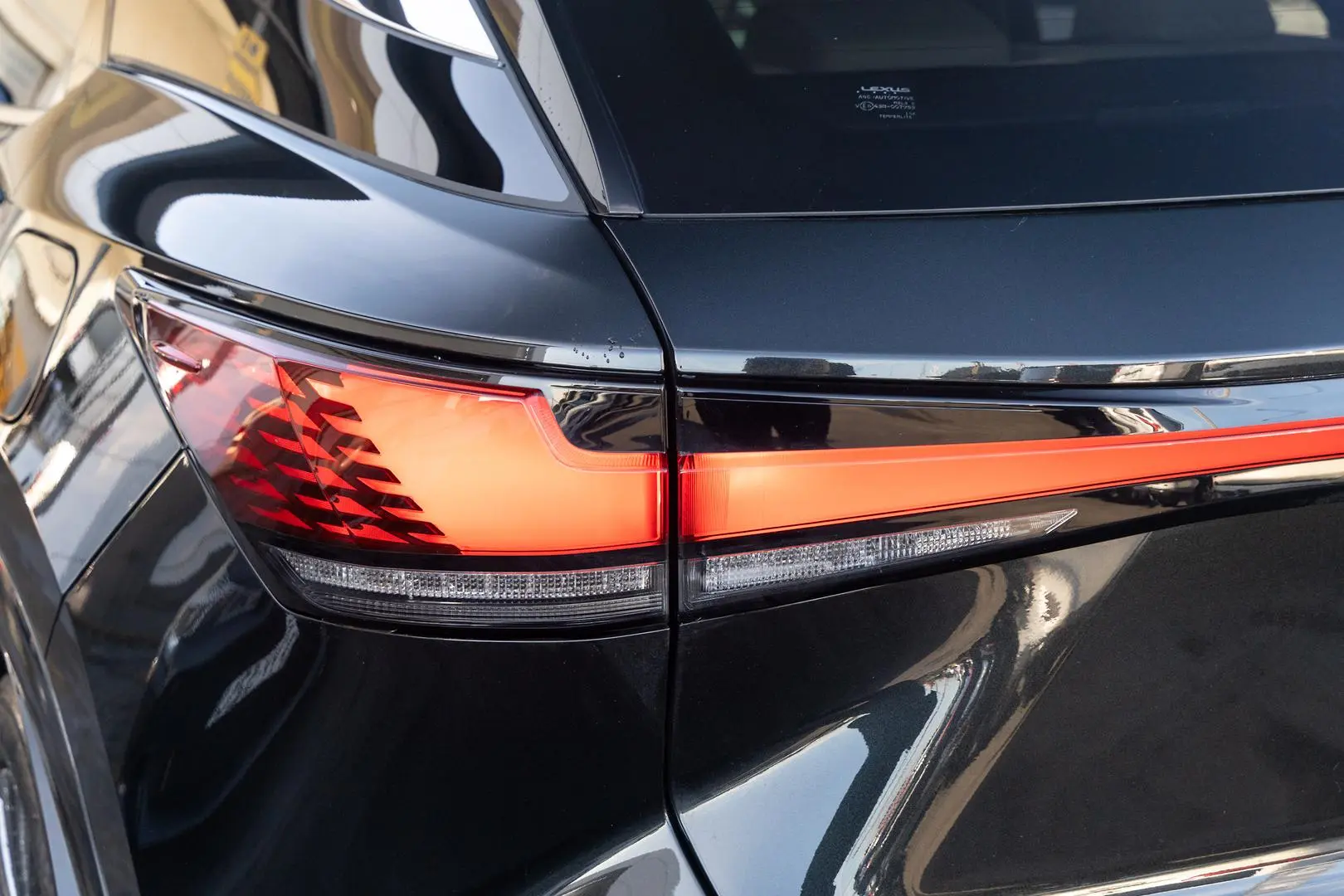 2024 Lexus RX Gallery Image 21