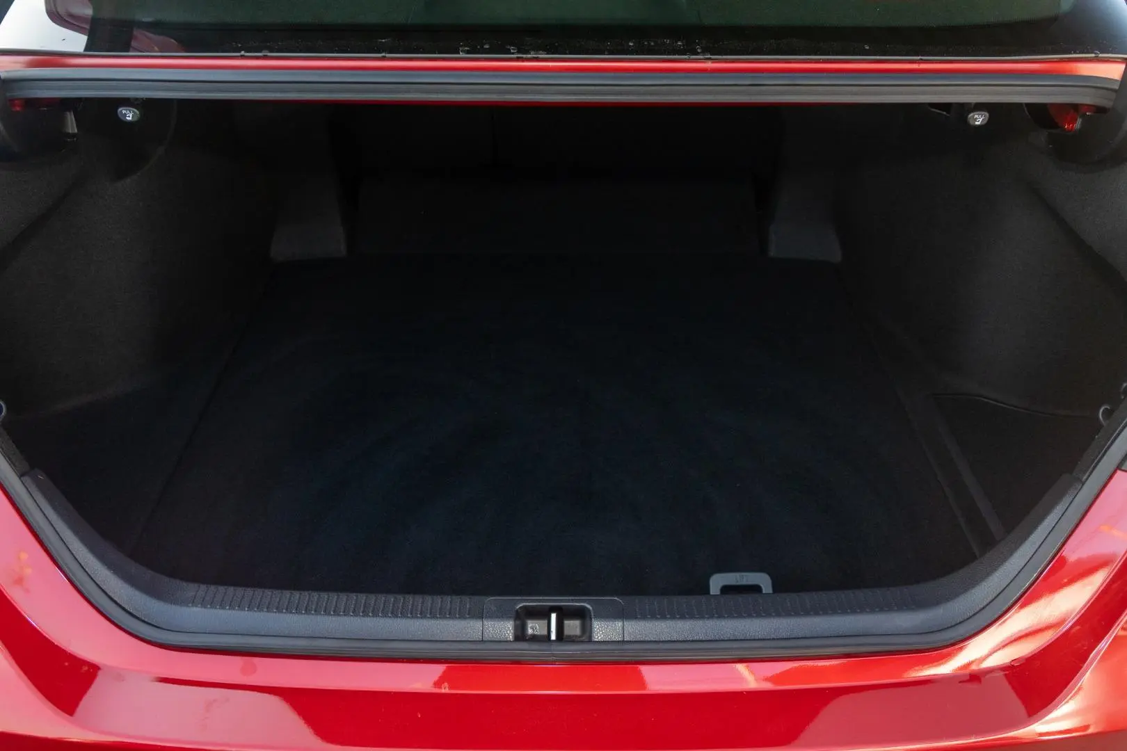 2021 Toyota Camry Gallery Image 19