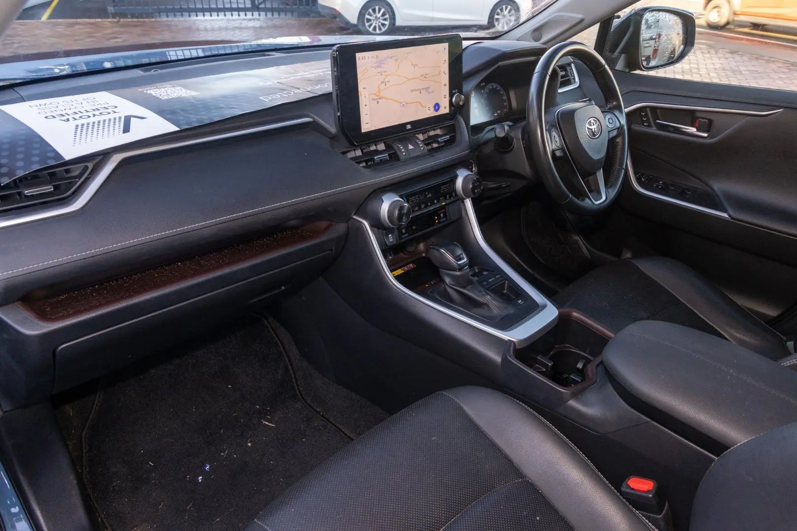 2023 Toyota RAV4 Gallery Image 8