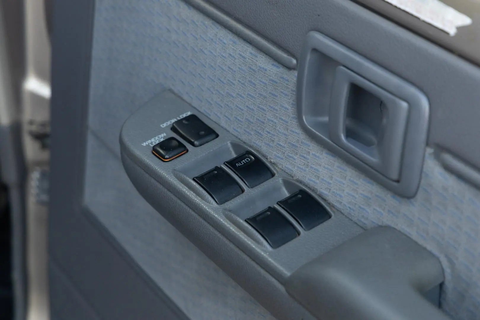 2017 Toyota Landcruiser Gallery Image 16