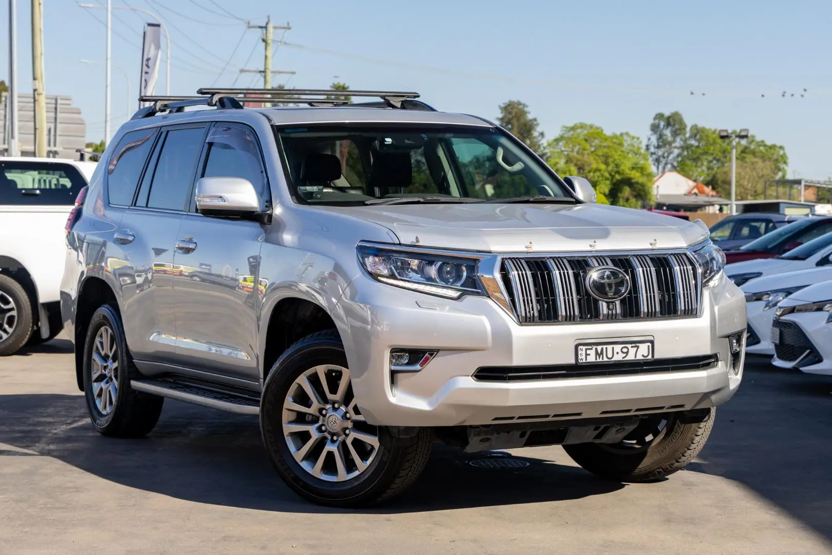 2020 Toyota Landcruiser Prado Gallery Image 1